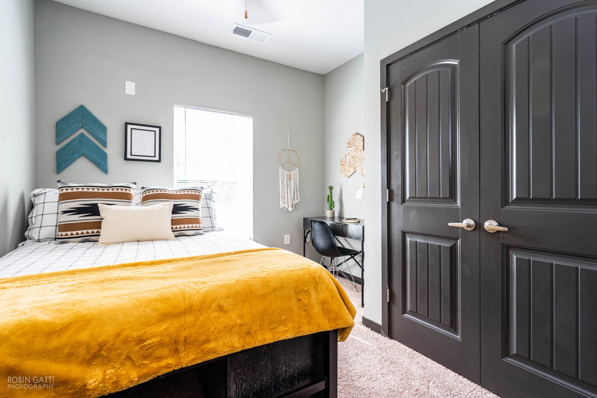 Home Station on McIntosh Apartments