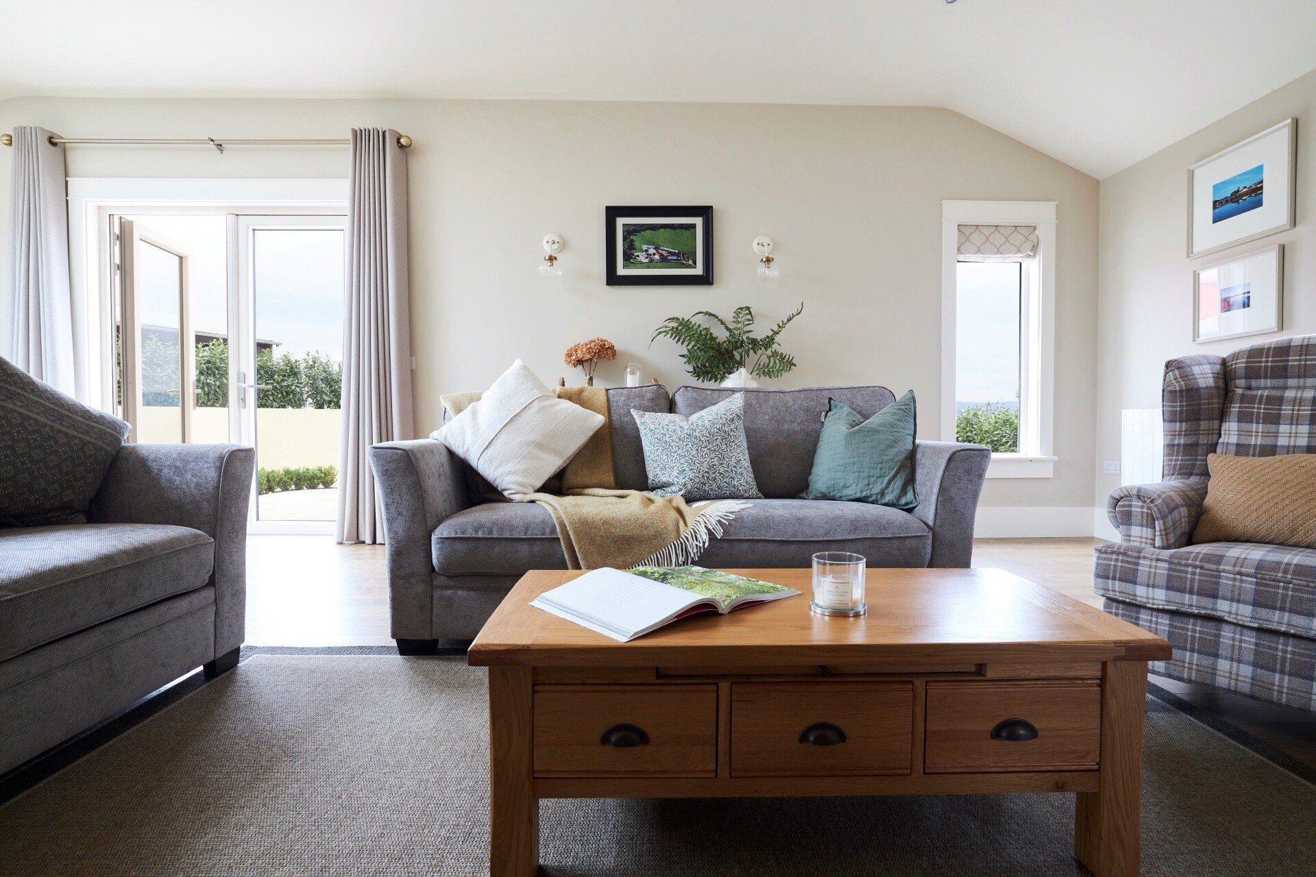 The Lake Lodge Killaloe Five Star Luxury Holiday Rental