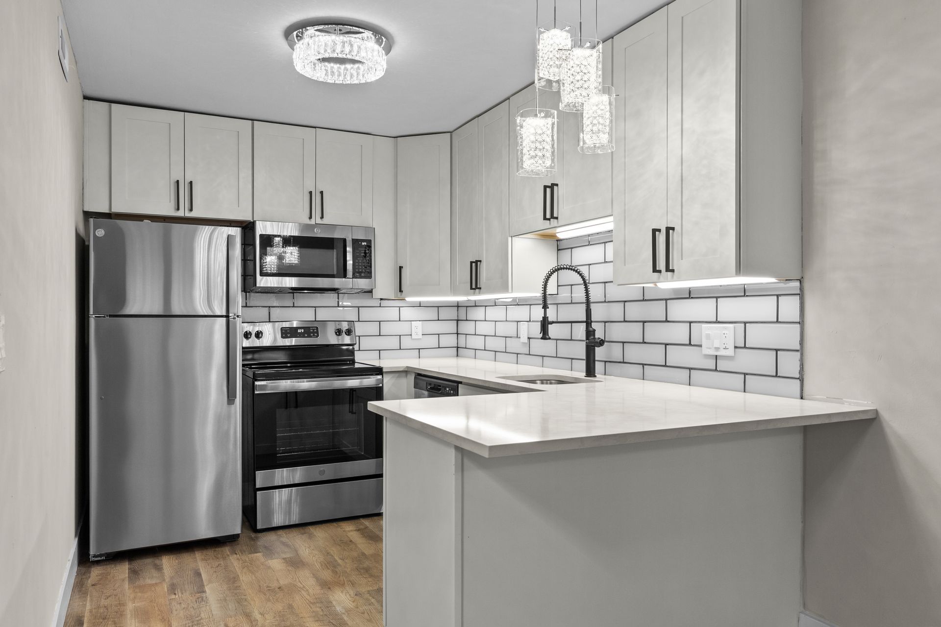 Anic Parkside Apartments