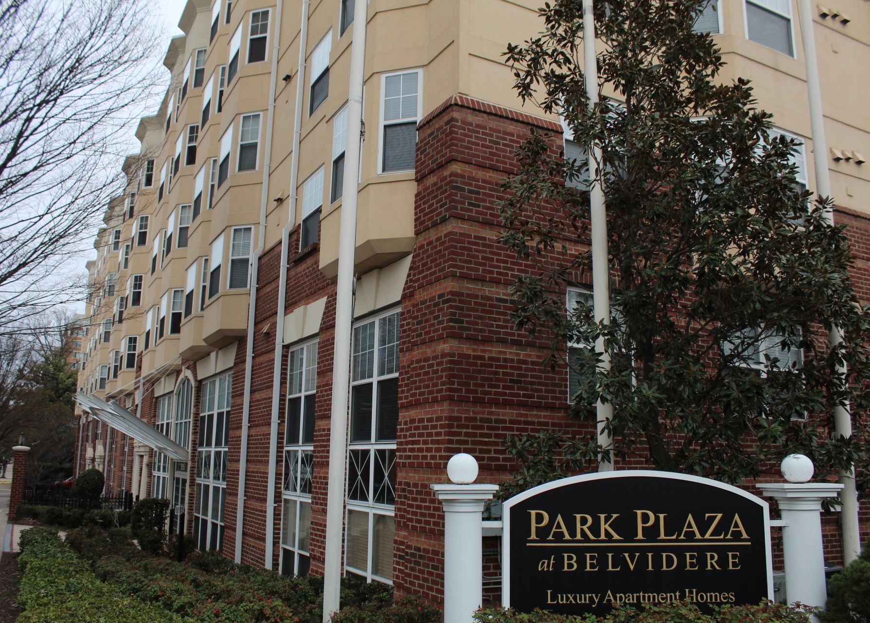 DETAILS Park Place at Belvidere Apartments near VCU
