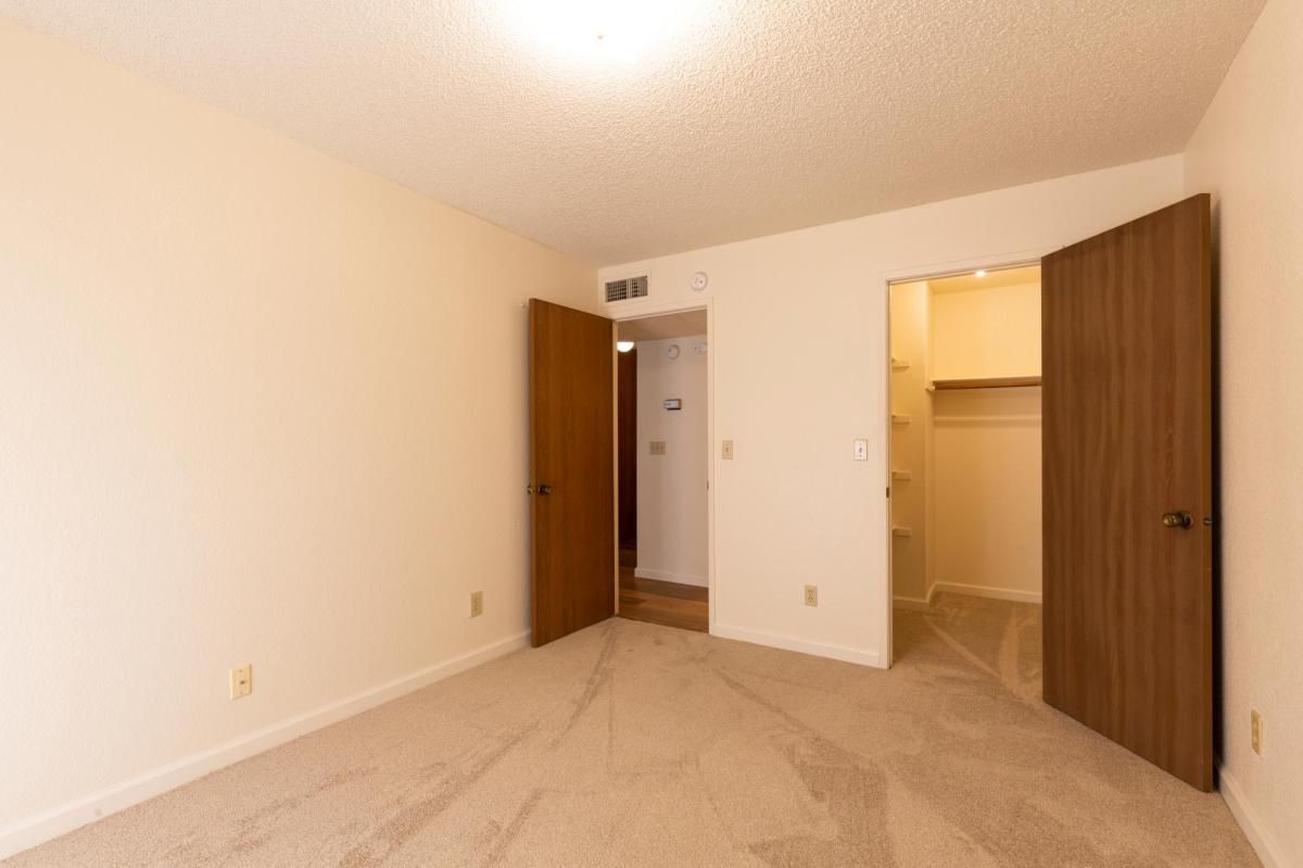 Oak Garden Apartments