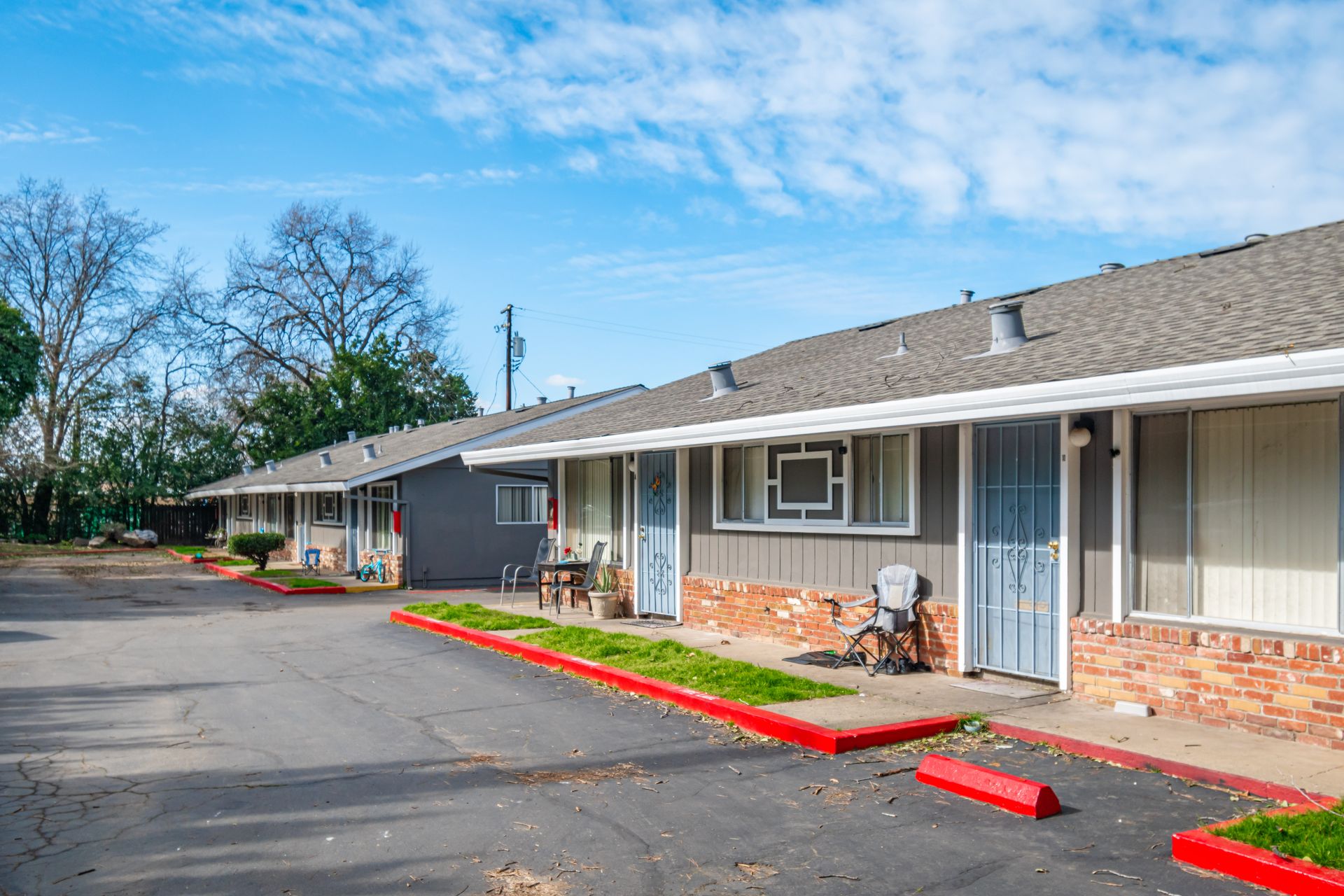 Walnut Oaks Apartments