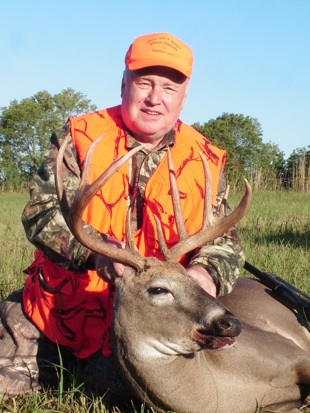 Deer Hunting 2 CK Outfitters Kansas Whitetail Deer Hunting