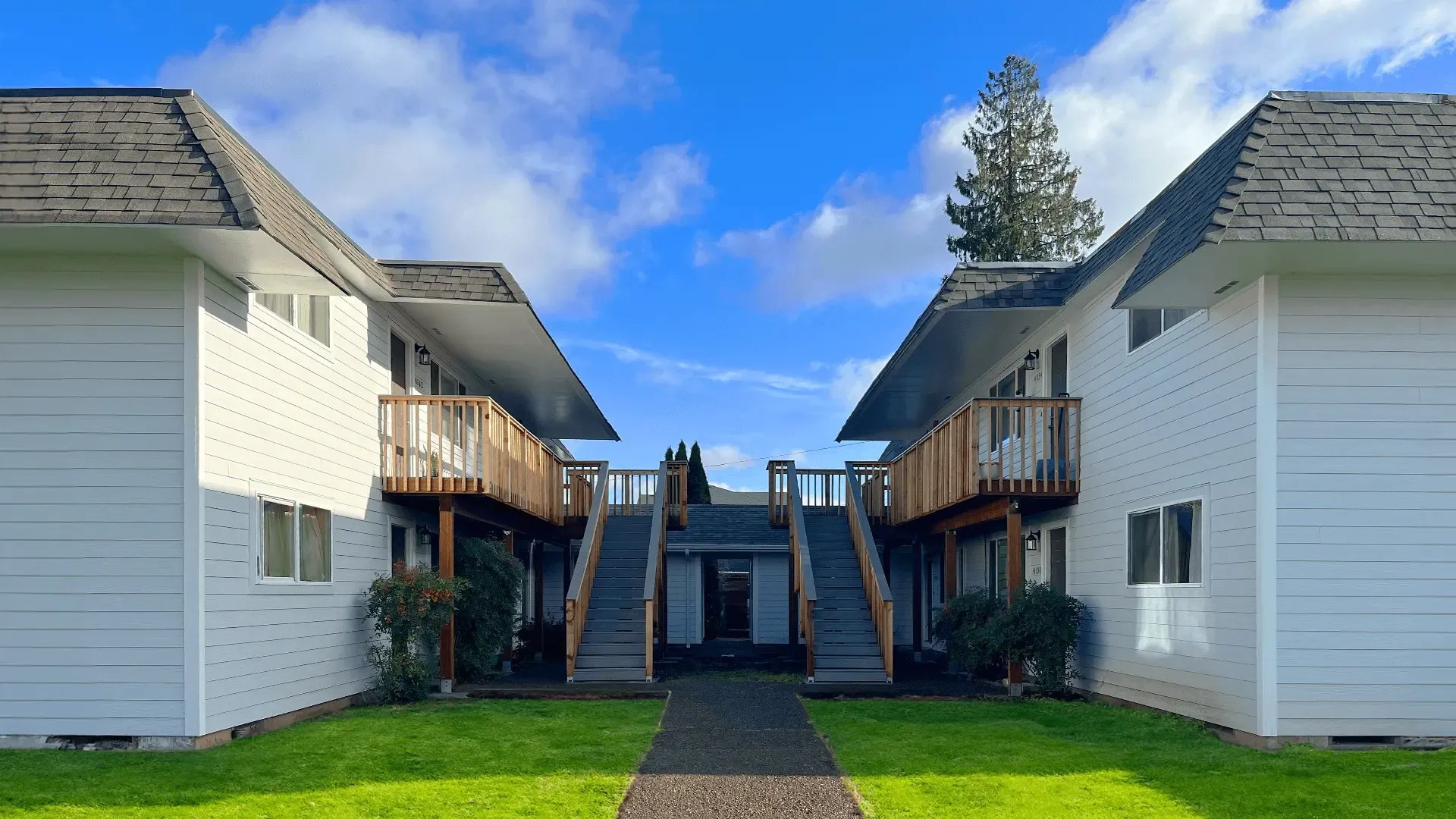 Summerwood Apartments Salem OR SMI Property Management