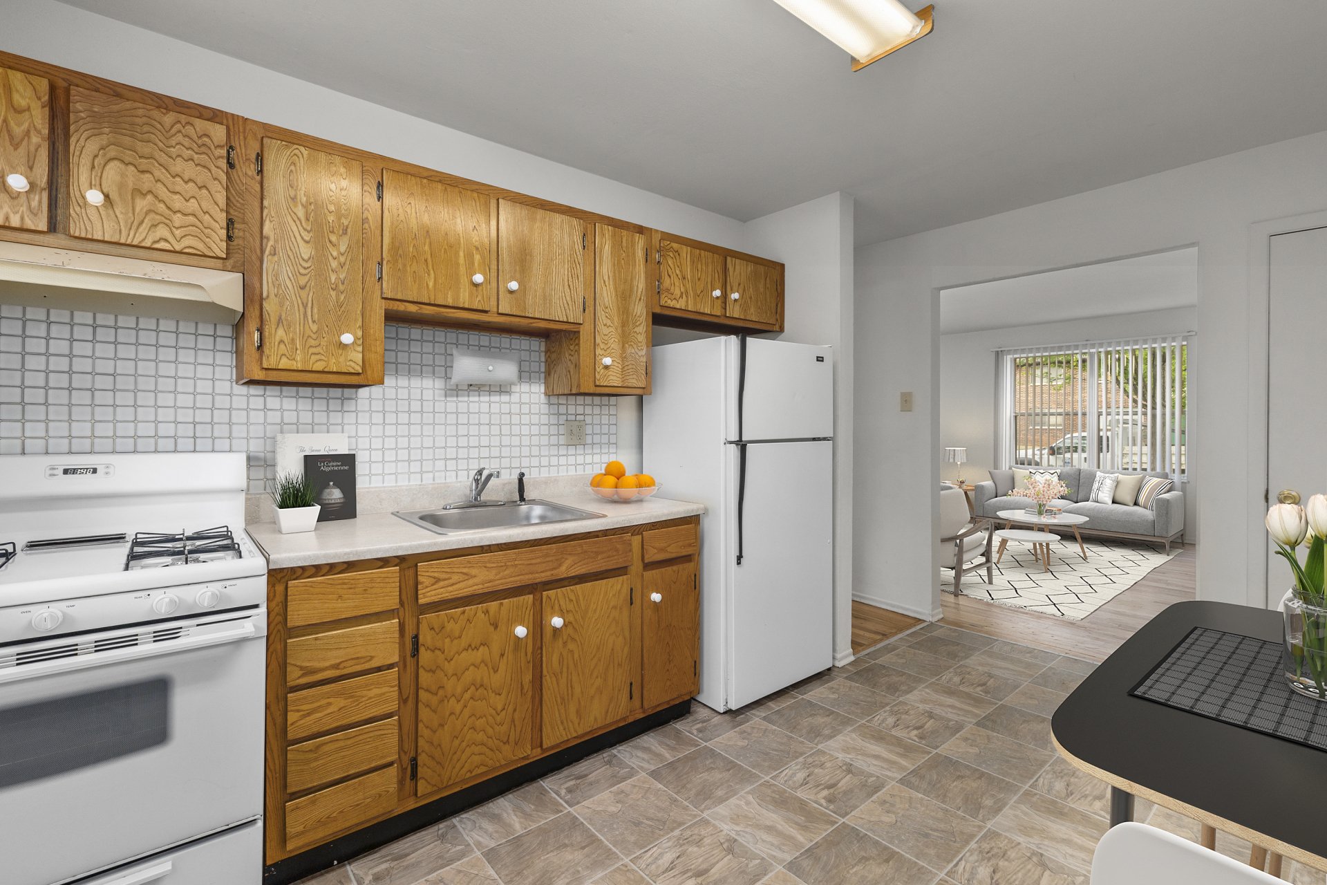 Leslie Apartments Ballwin, MO