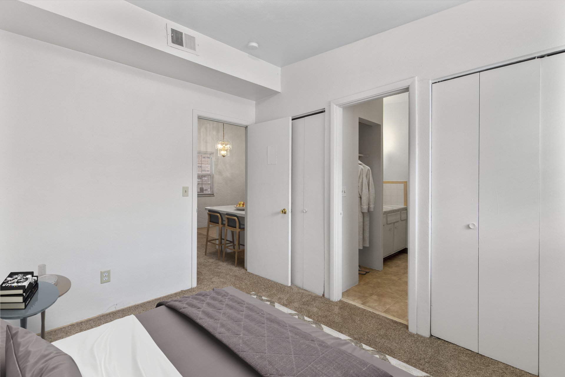 Cunningham Apartments St. Charles, MO