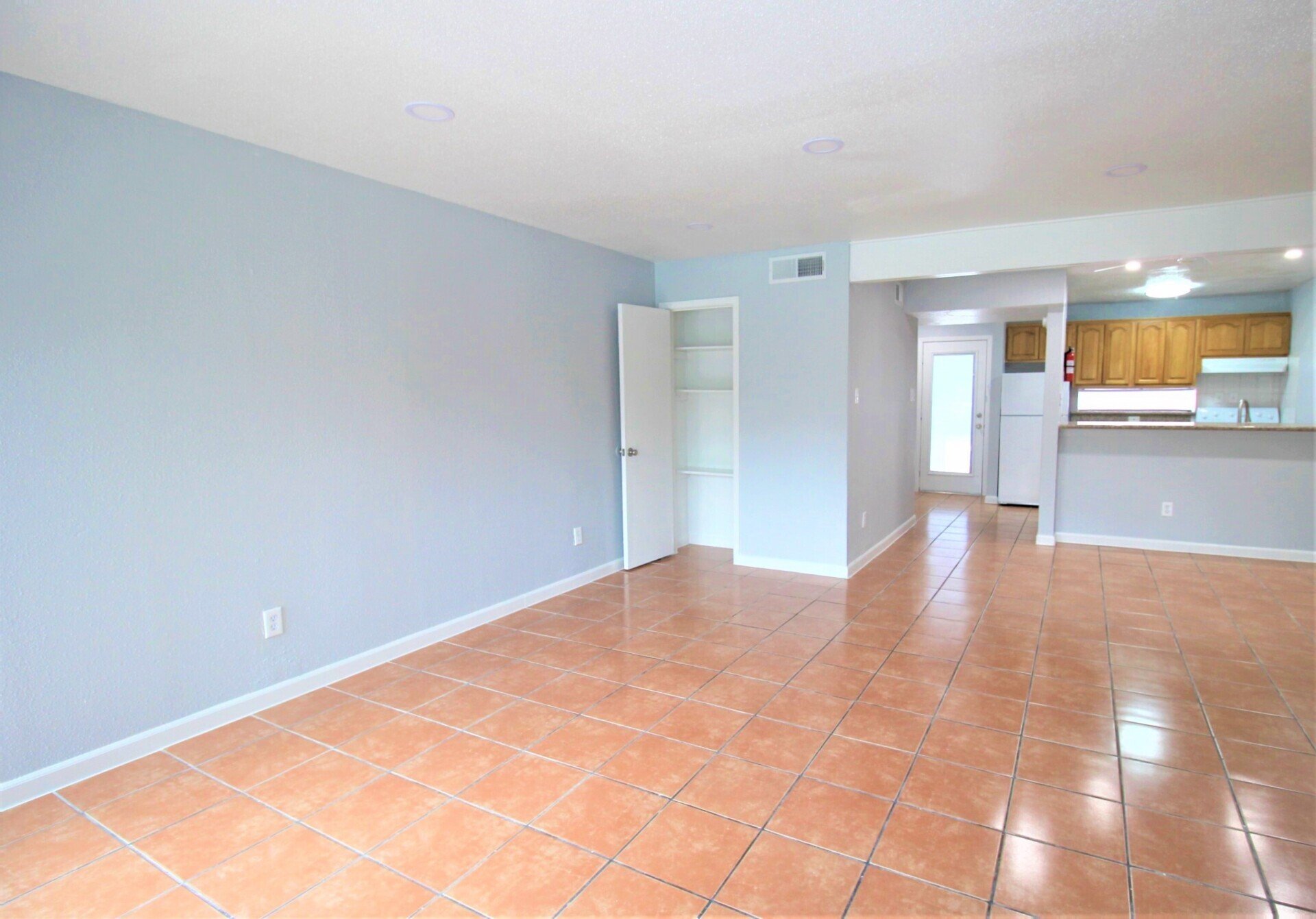 Luxury 2 Bedroom townhome for rent Spring Branch Houston tx77080