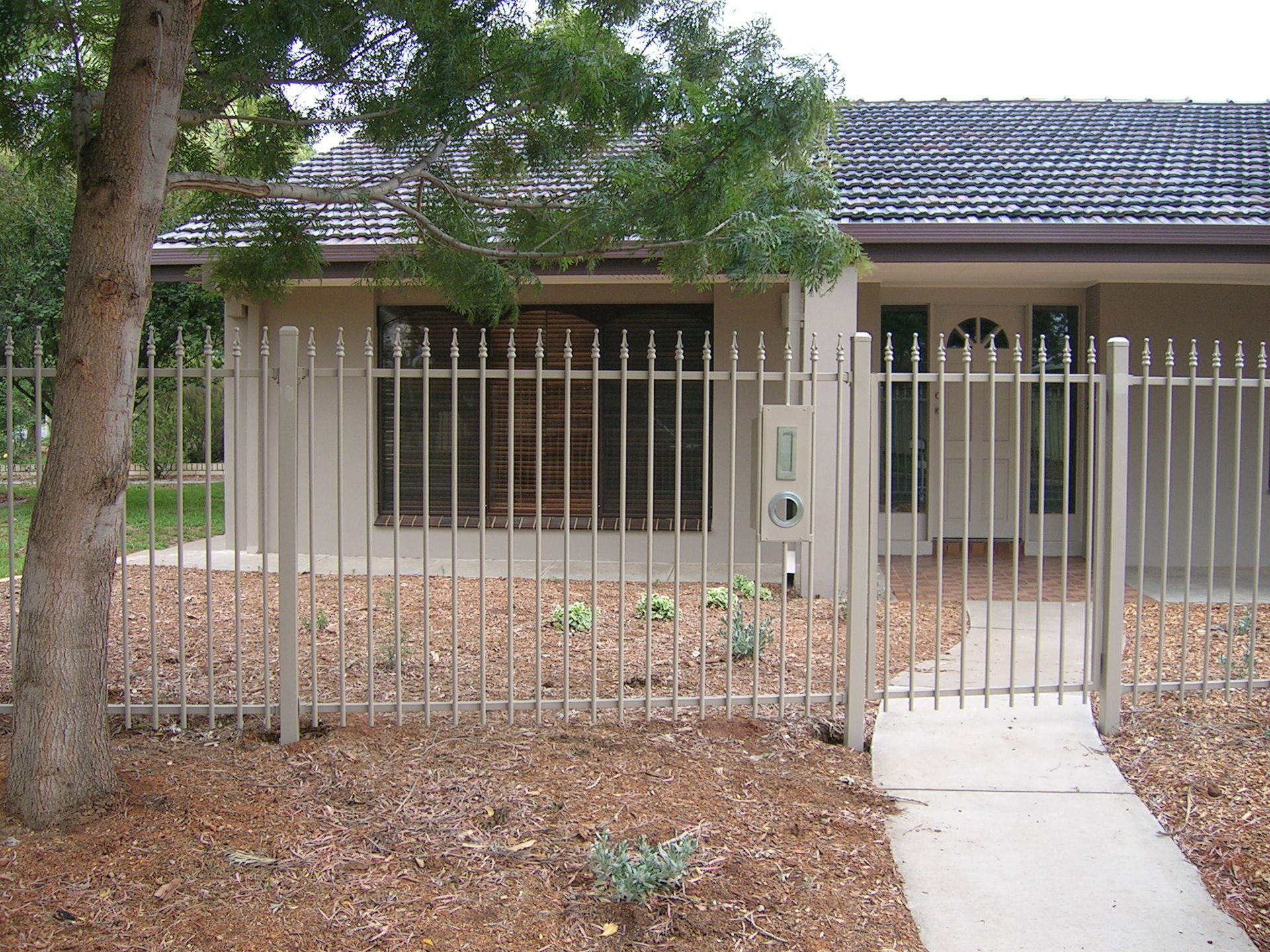 Custom Slat Fencing Mildura NSW Noyce Tubular Design