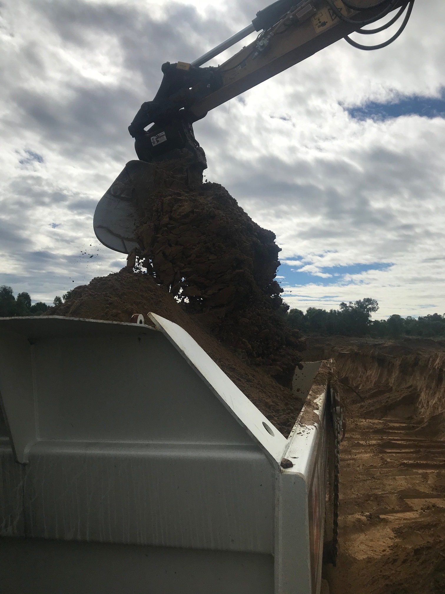 Earthmoving in Rockhampton K & T Daley