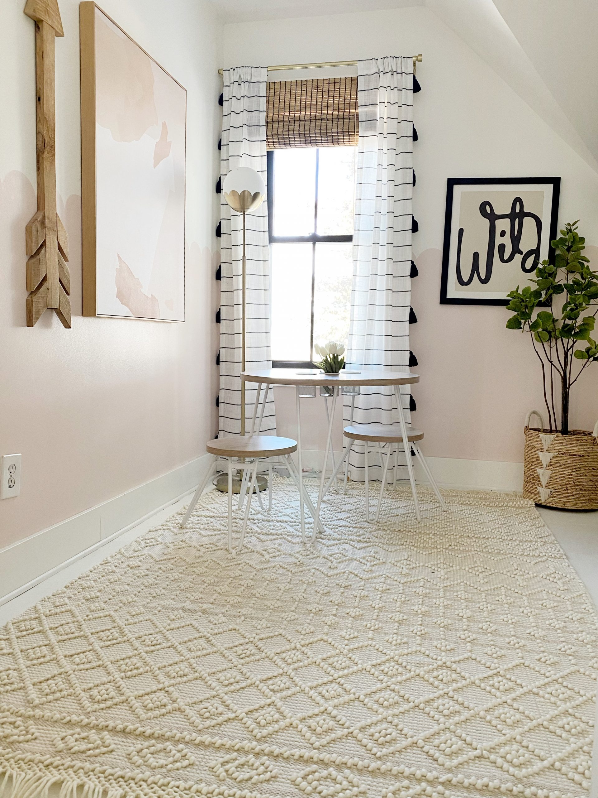 HOW TO SPRAY PAINT YOUR WINDOWS BLACK!