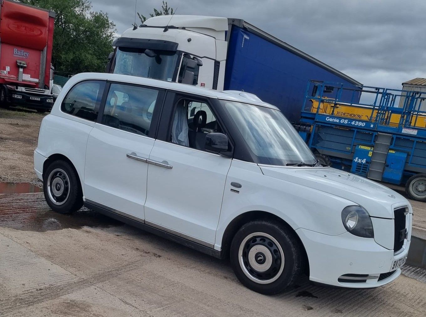 LEVC's & Taxi's For Sale