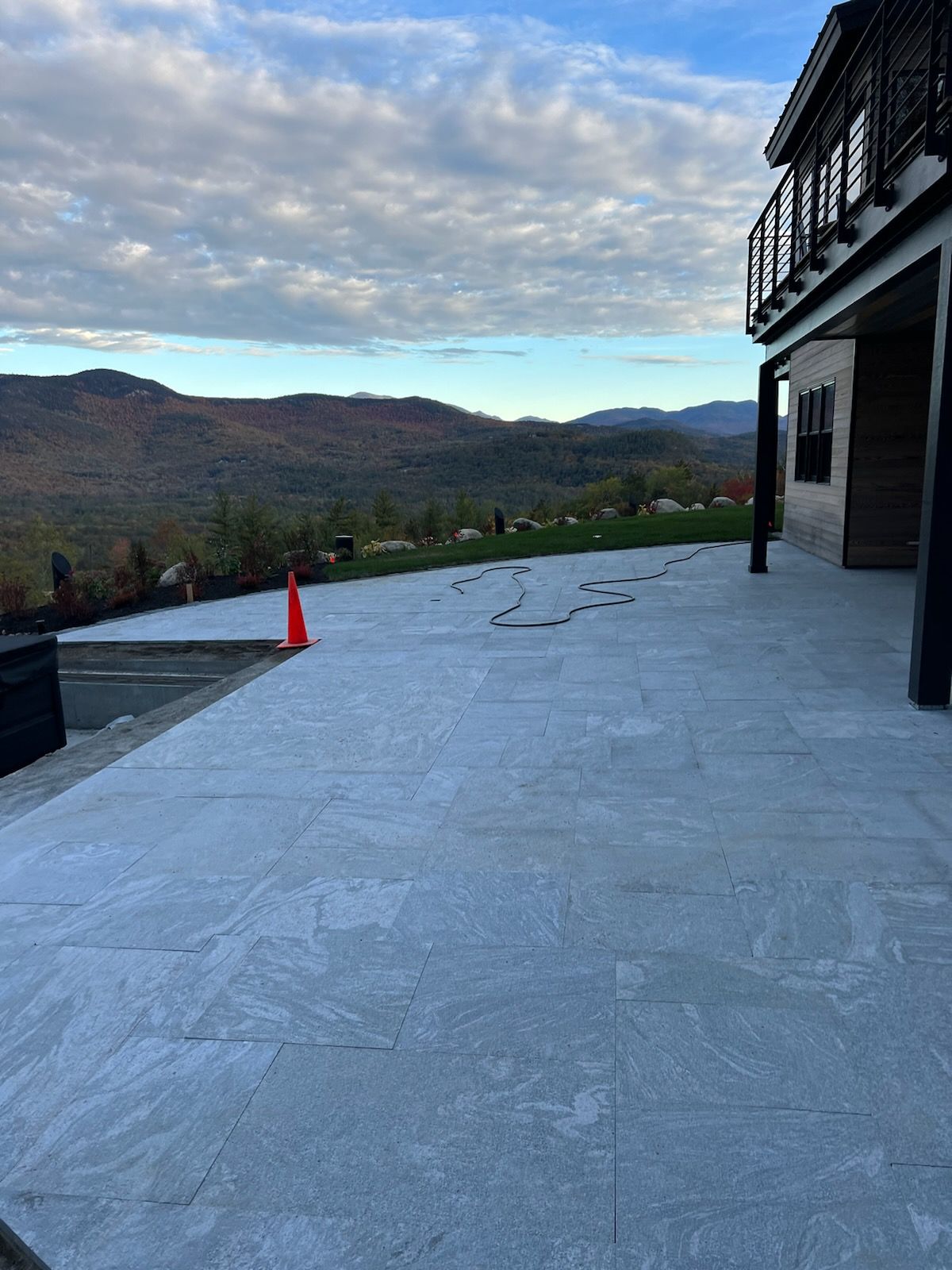 Gallery NH Thinstone