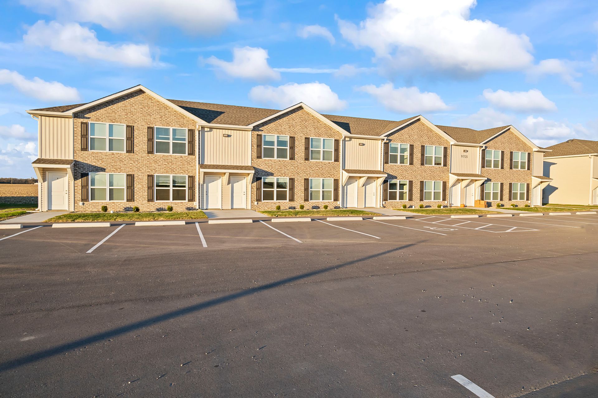 Home Falcon Place Townhomes Mascoutah, IL