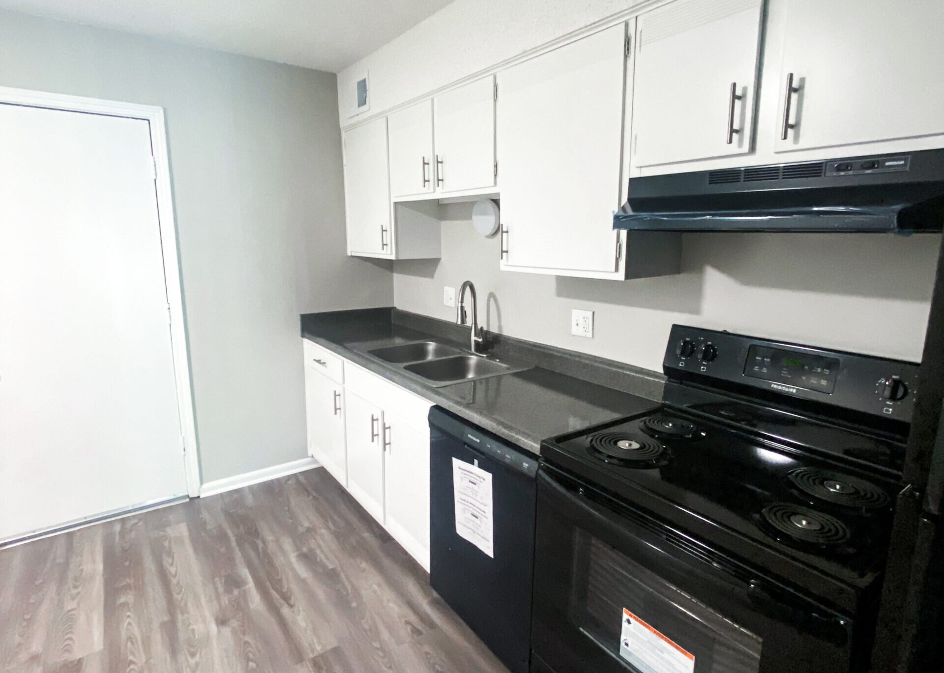 Home Stonleigh Apartments Leavenworth, Kansas