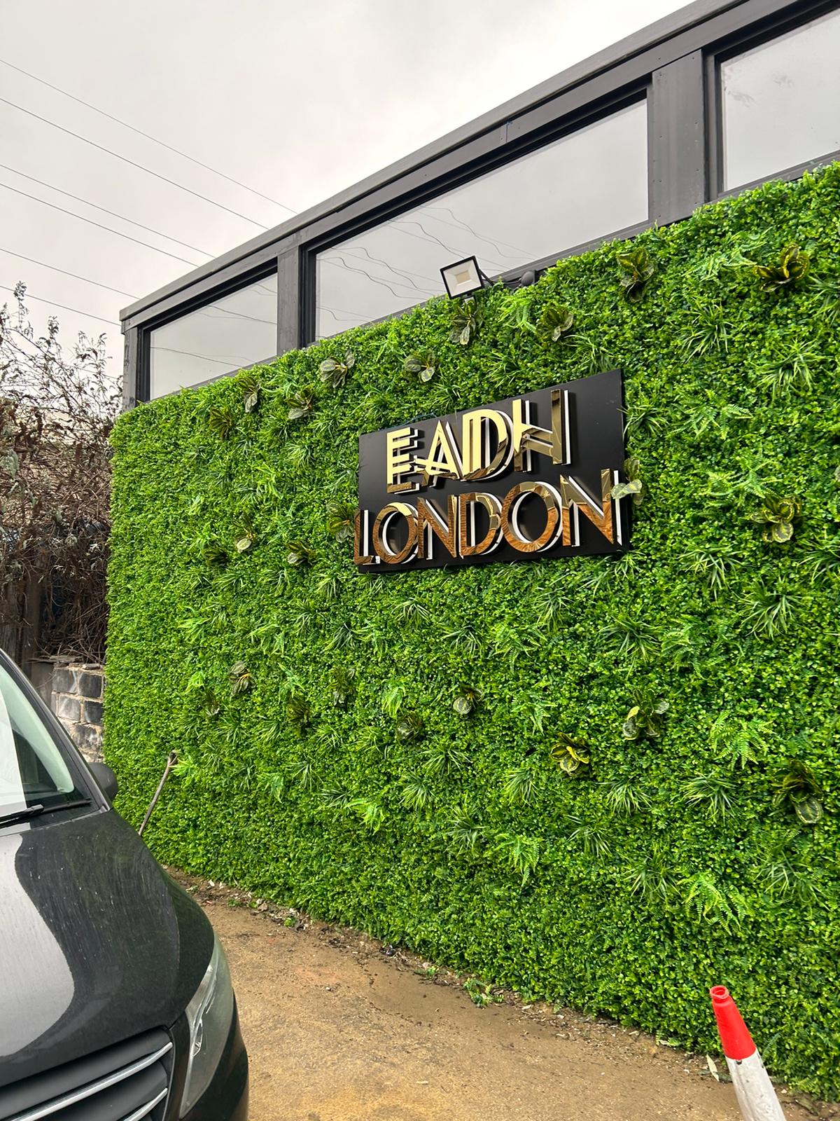 Top 135+ decorators london latest seven.edu.vn