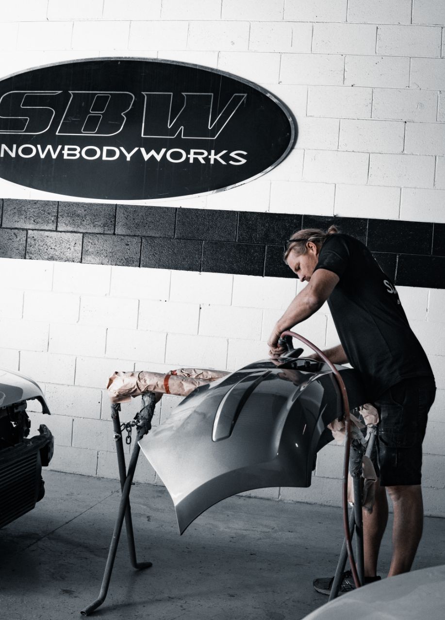 Panel Beating in Gold Coast Snow Bodyworks
