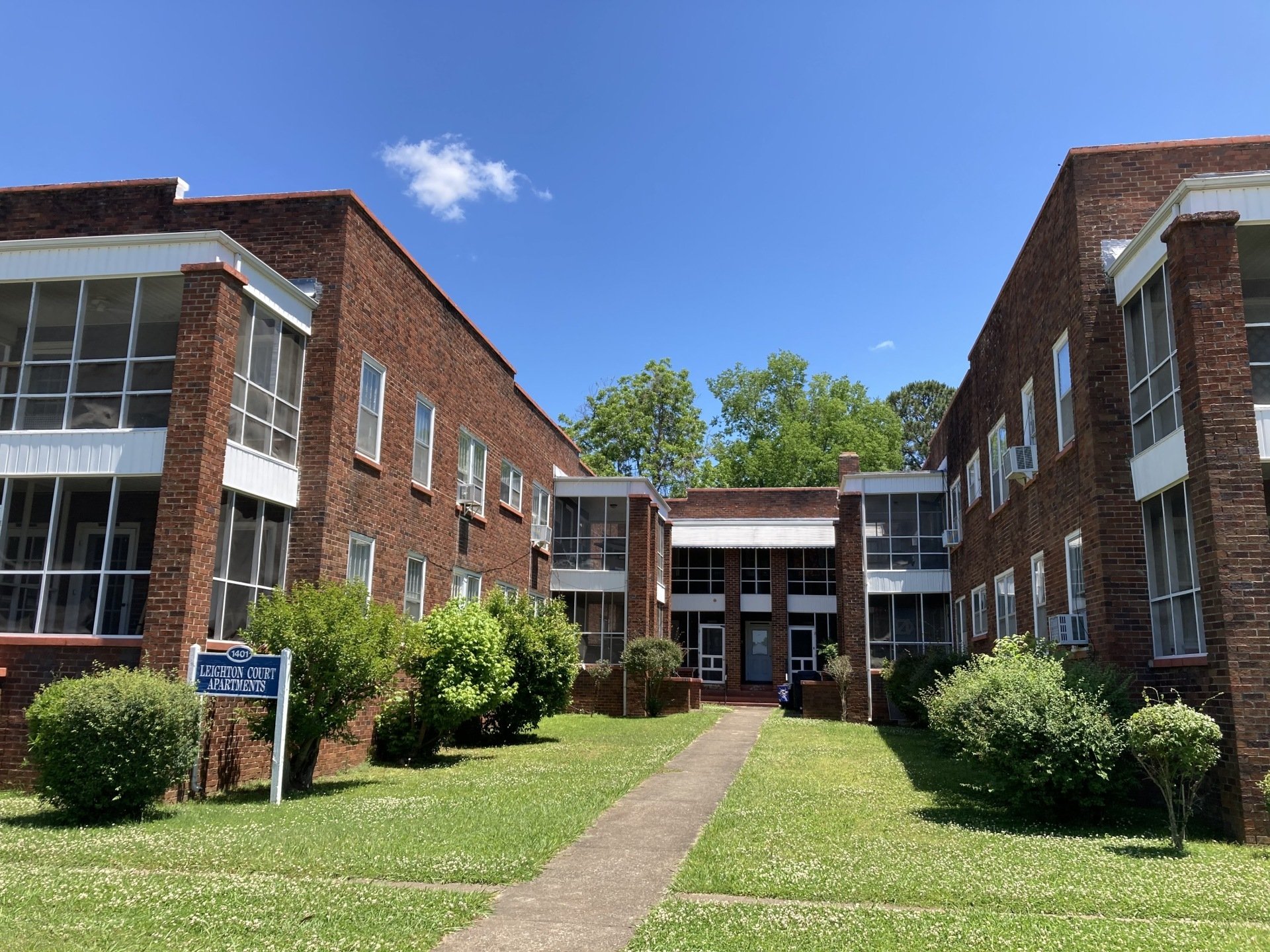 Leighton Avenue Apts