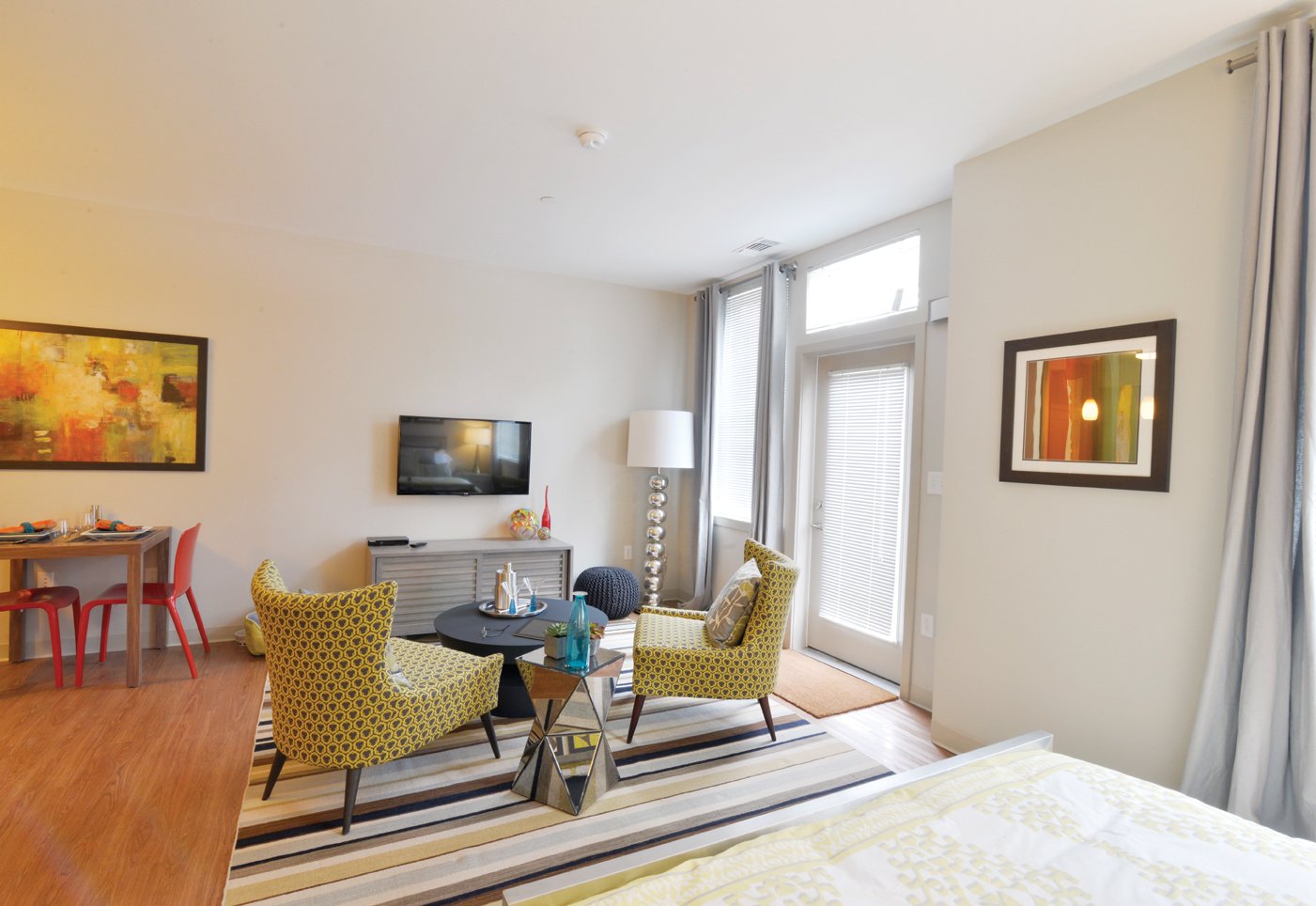 Home 1111 Stratford Apartments