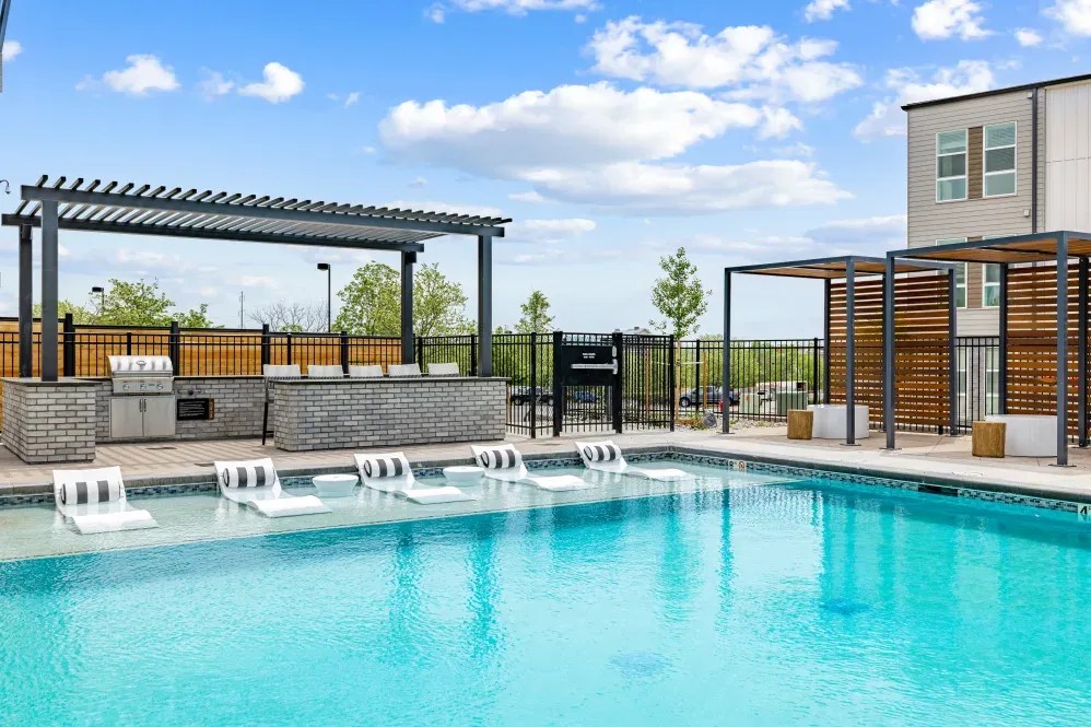 1, 2 & 3 Bedroom Apartments in Stone Oak San Antonio, TX in Bexar County