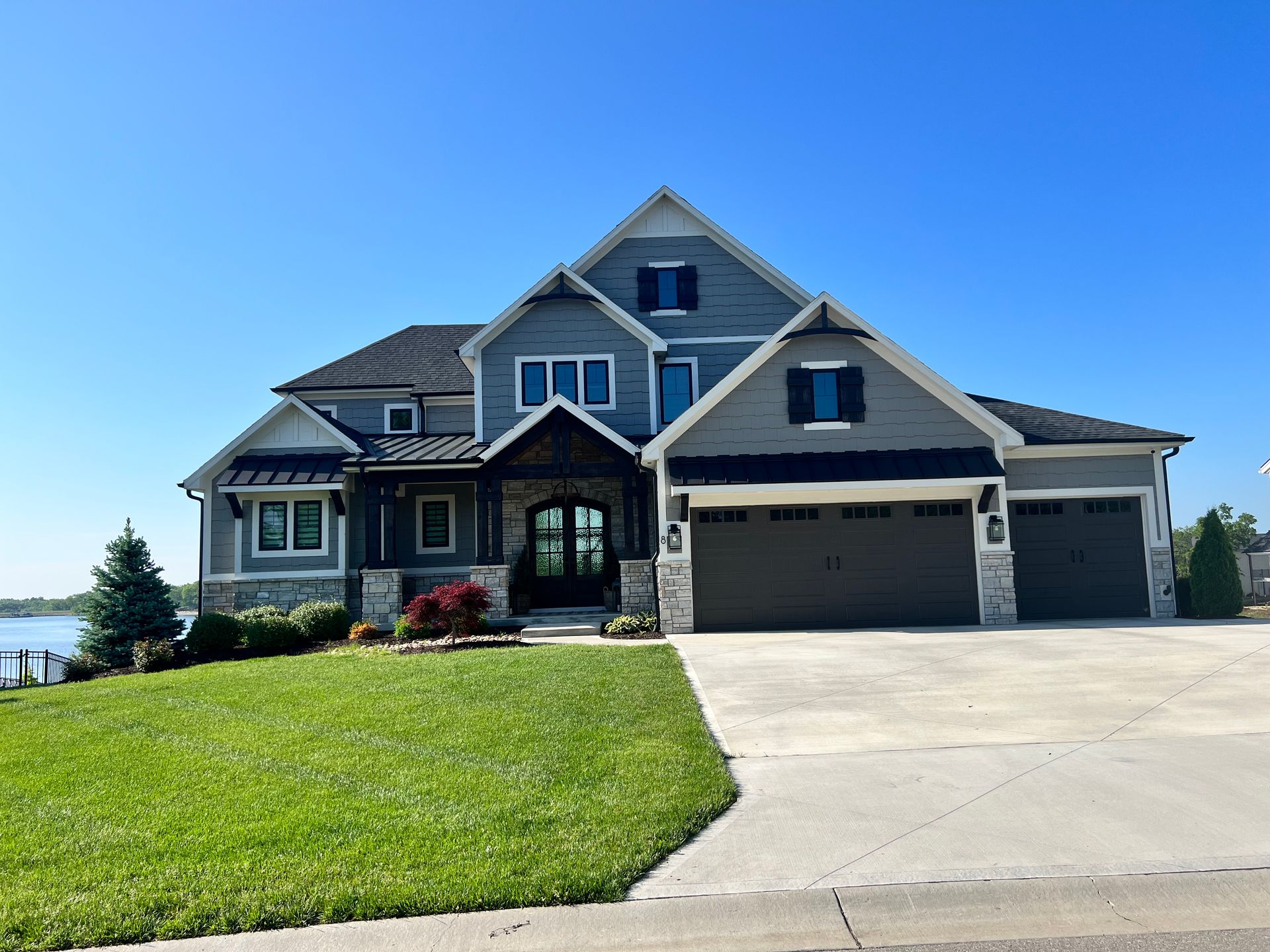 Residential Roofing Lenexa KS,, Leawood, Lawrence, Shawnee KS, Overland