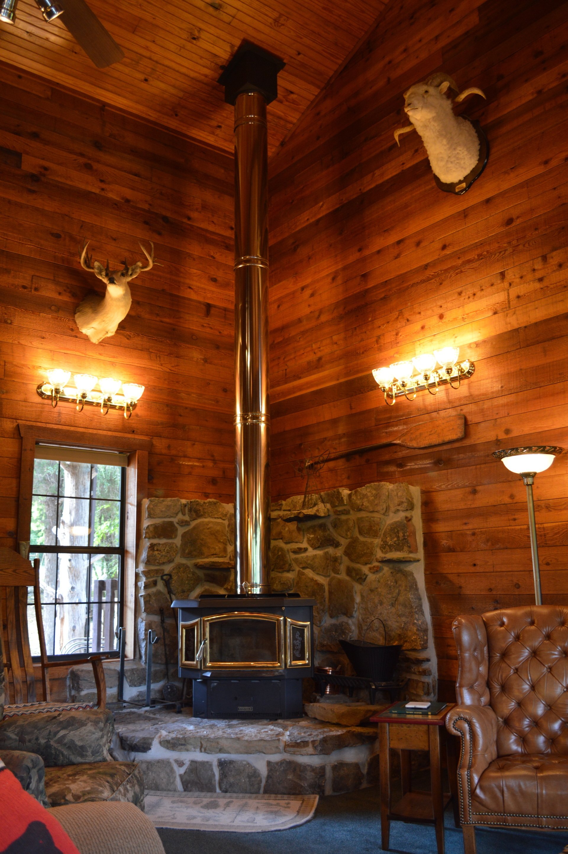 Cedarwood Lodge White River Ozark Mountains, Arkansas