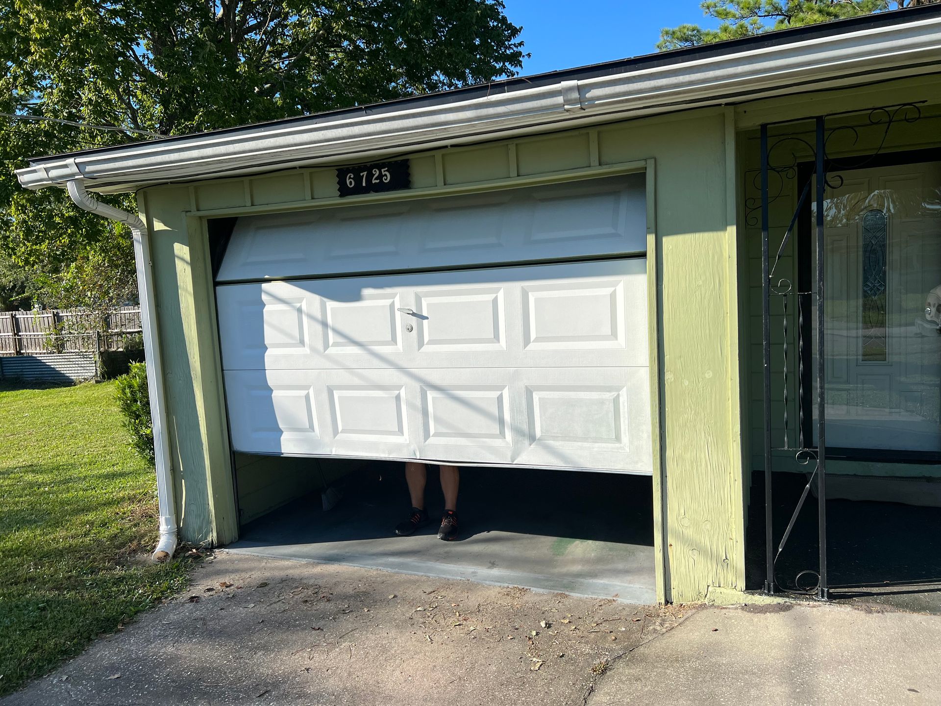 Home Jacksonville Garage Door Services in Florida