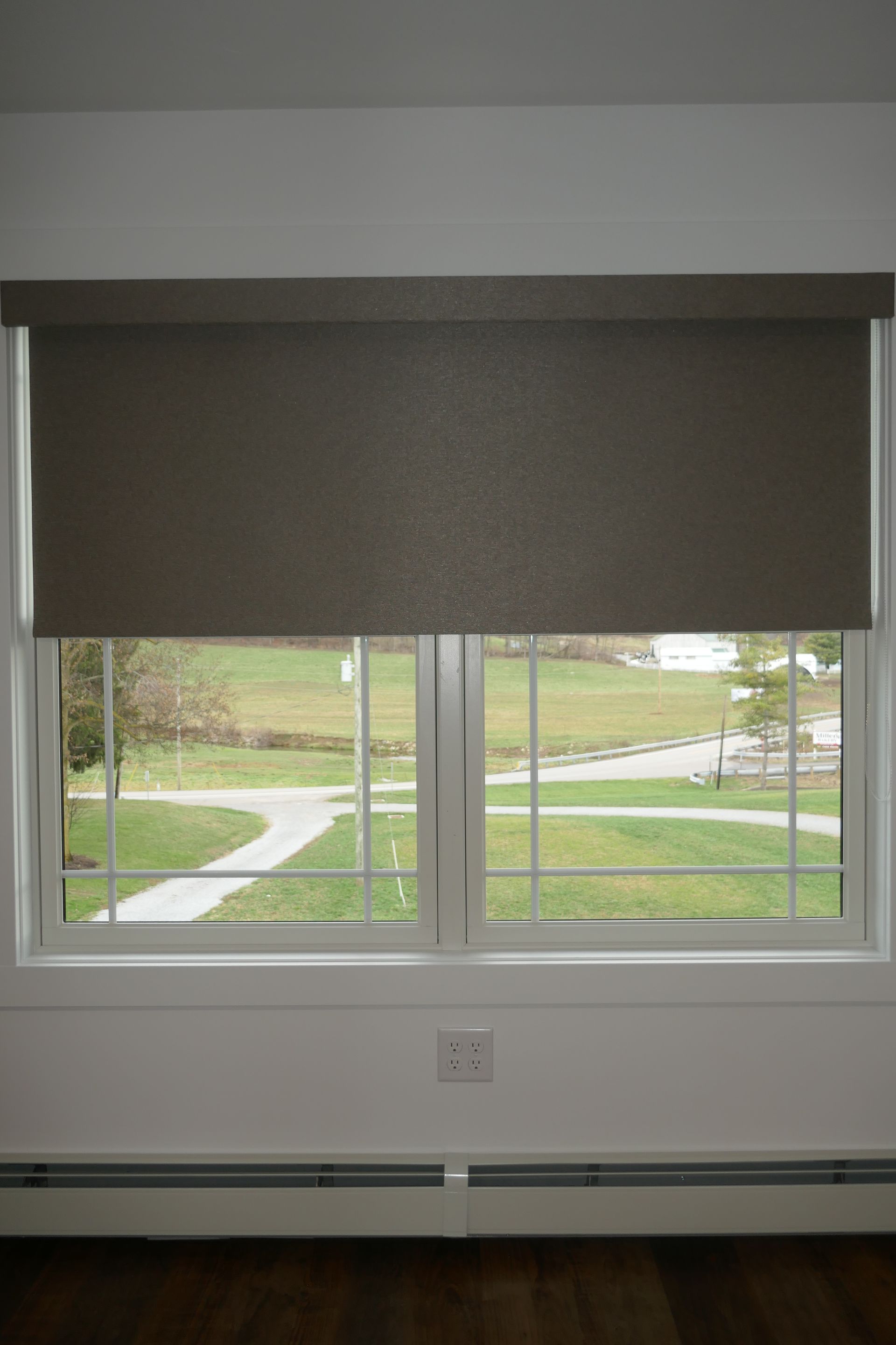 Custom Shades &amp; Window Treatments Signature Shades