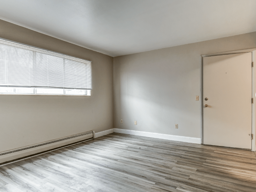 Pineview Apartments for Rent in Napoleon, Ohio