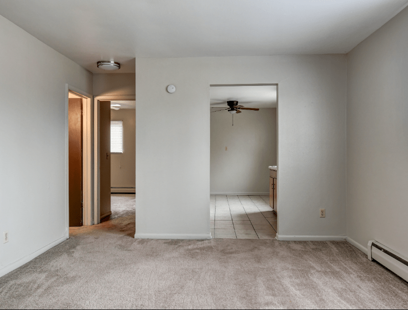 Pineview Apartments for Rent in Napoleon, Ohio