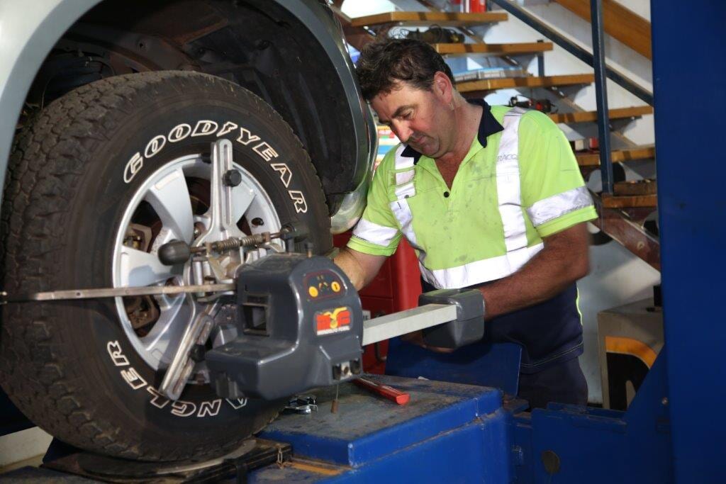 Mechanical & Servicing Cam Duffy Autos