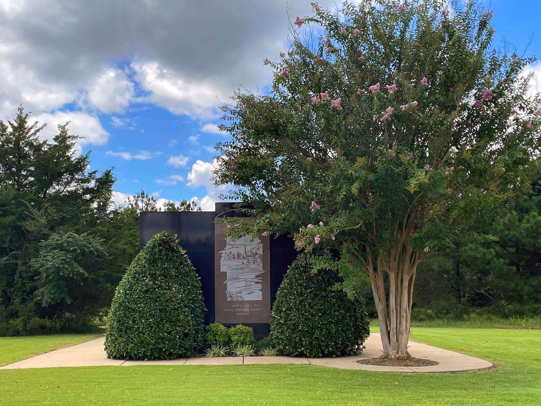 Memory Gardens of Hardin County Shackelford Funeral Directors