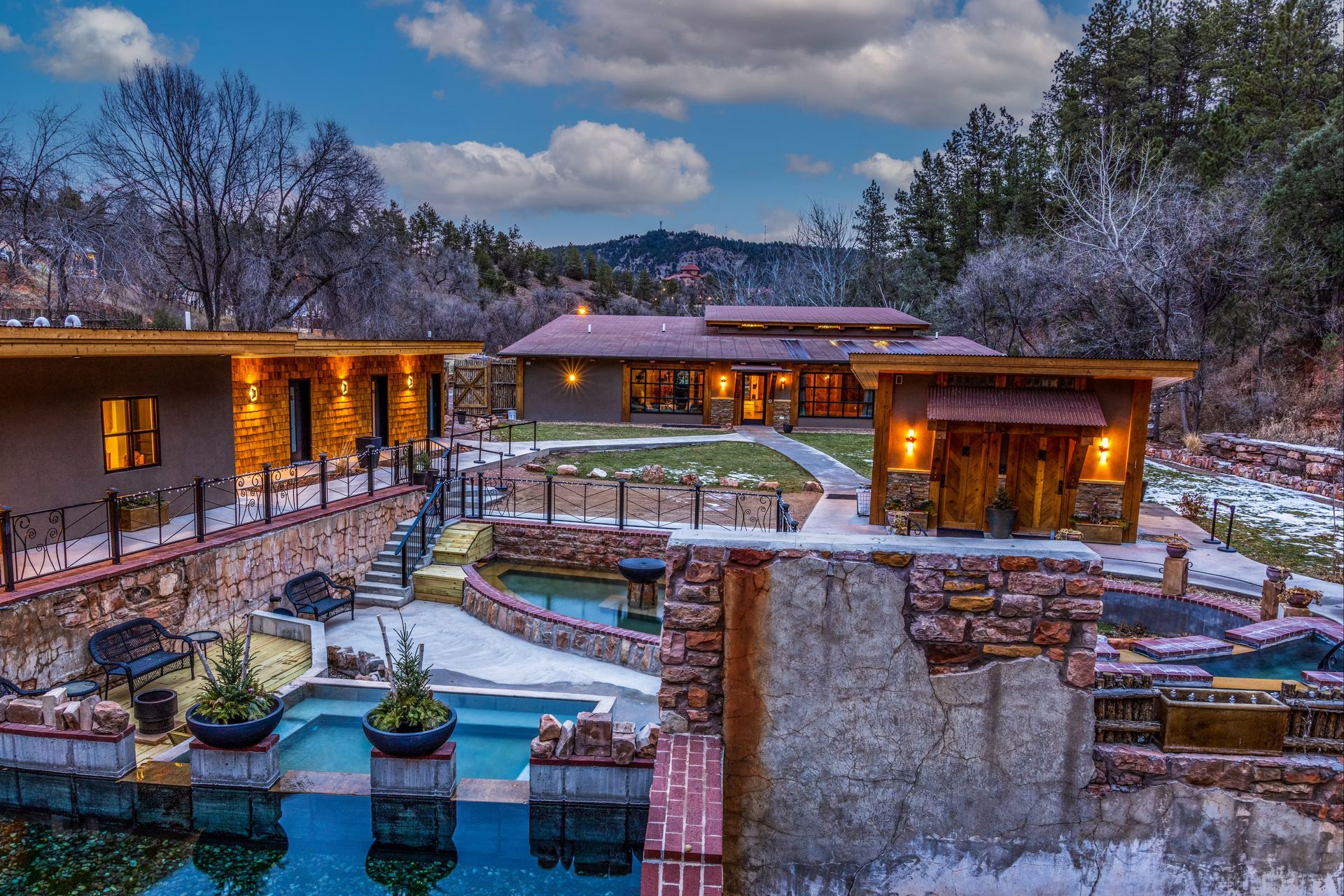 Amenities Moccasin Springs Natural Mineral Spa Hot Springs SD