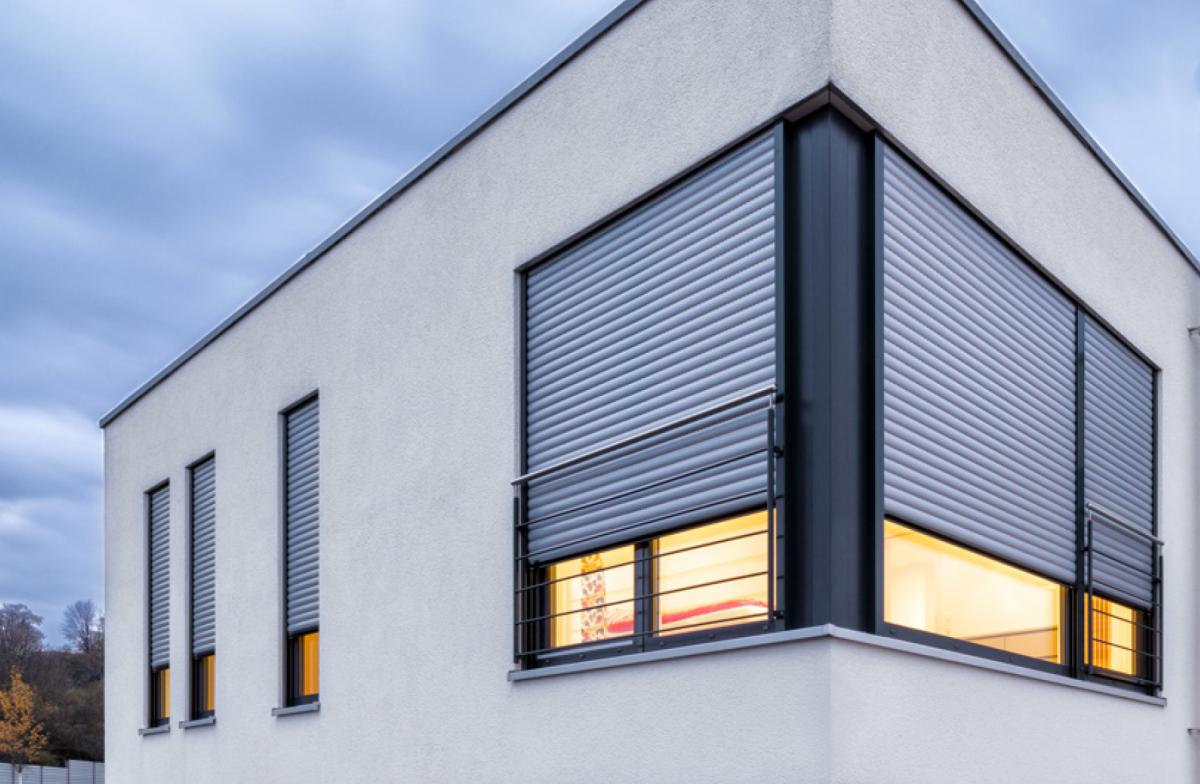 Sonnenschutz Singer Marke Roma Rollladen