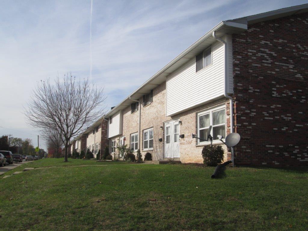 Halsted Park Find your new home in our Rockford area living spaces.