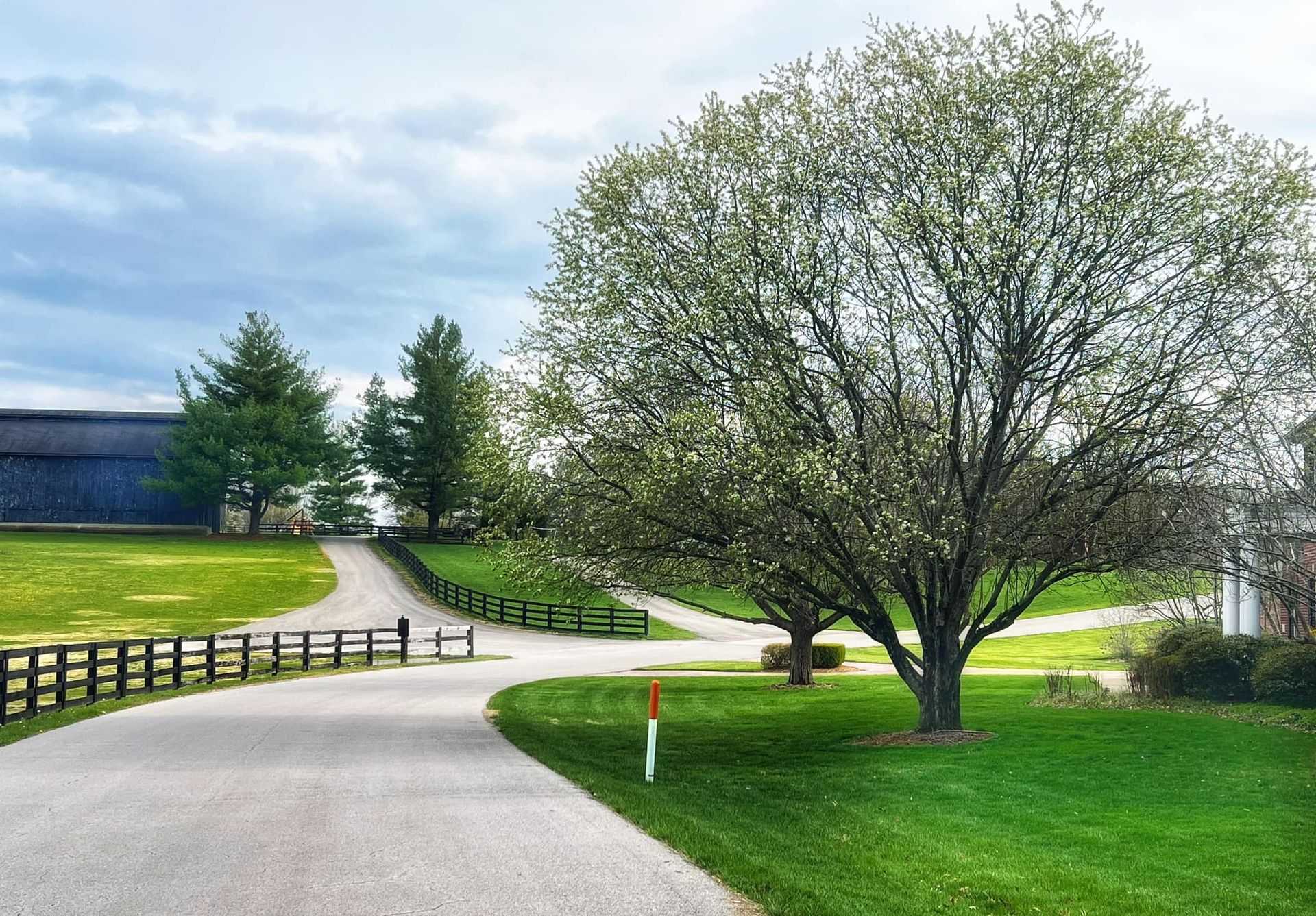 Home Two Creeks Property Owner's Association﻿ KY