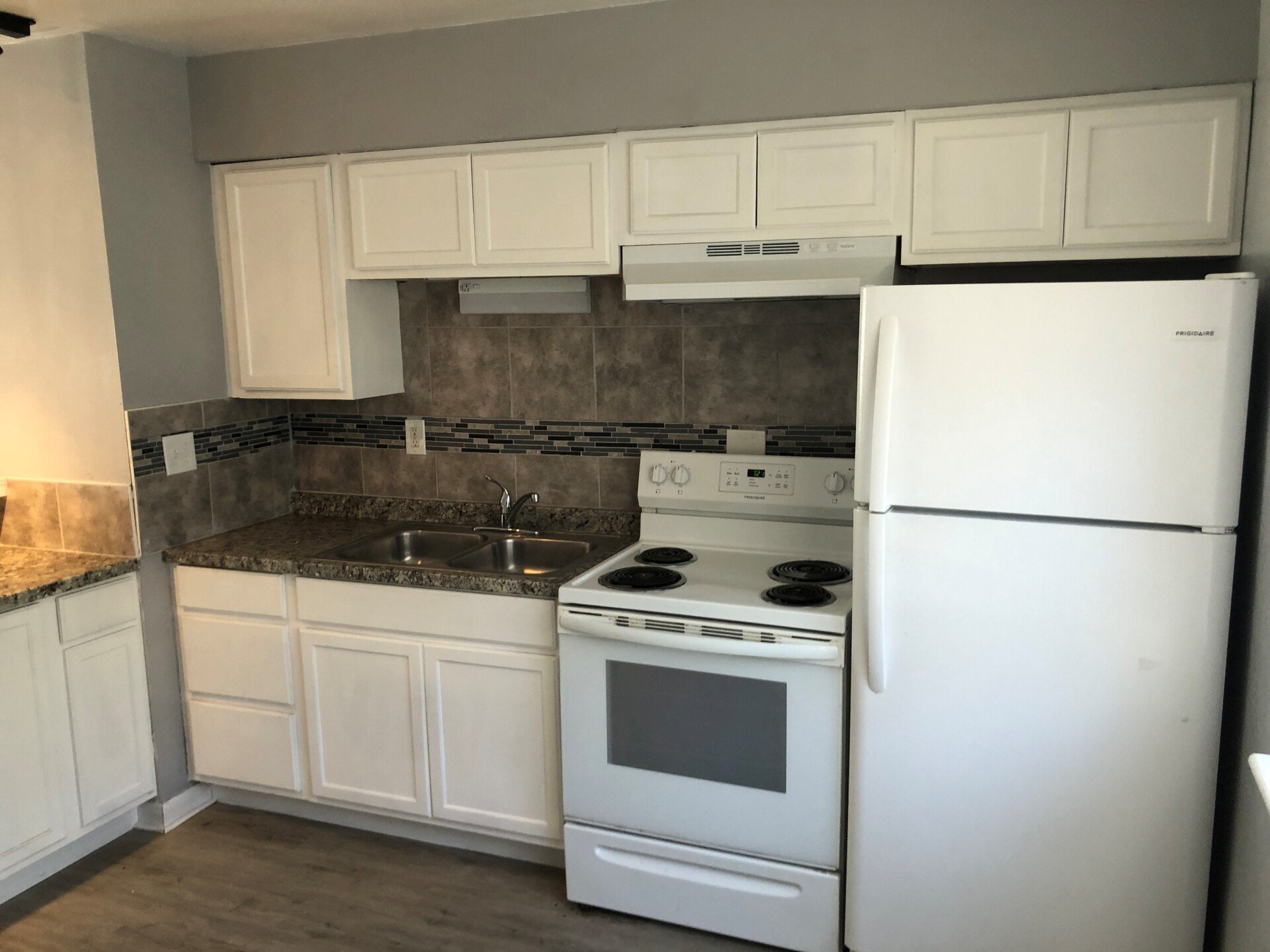 Northwestern Apartments Gateway Real Estate Management, LLC