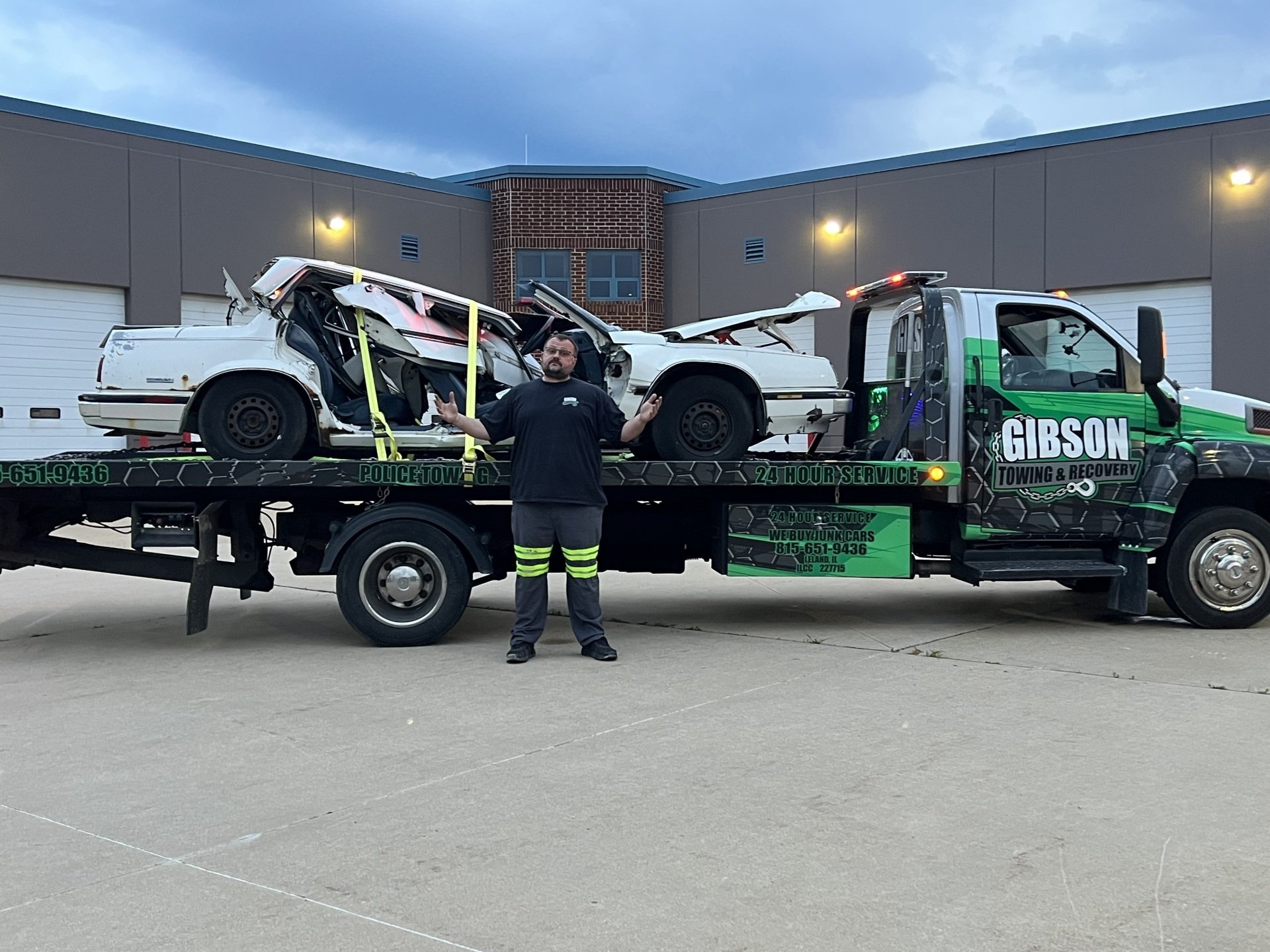 Towing Company Leland, IL Gibson Towing