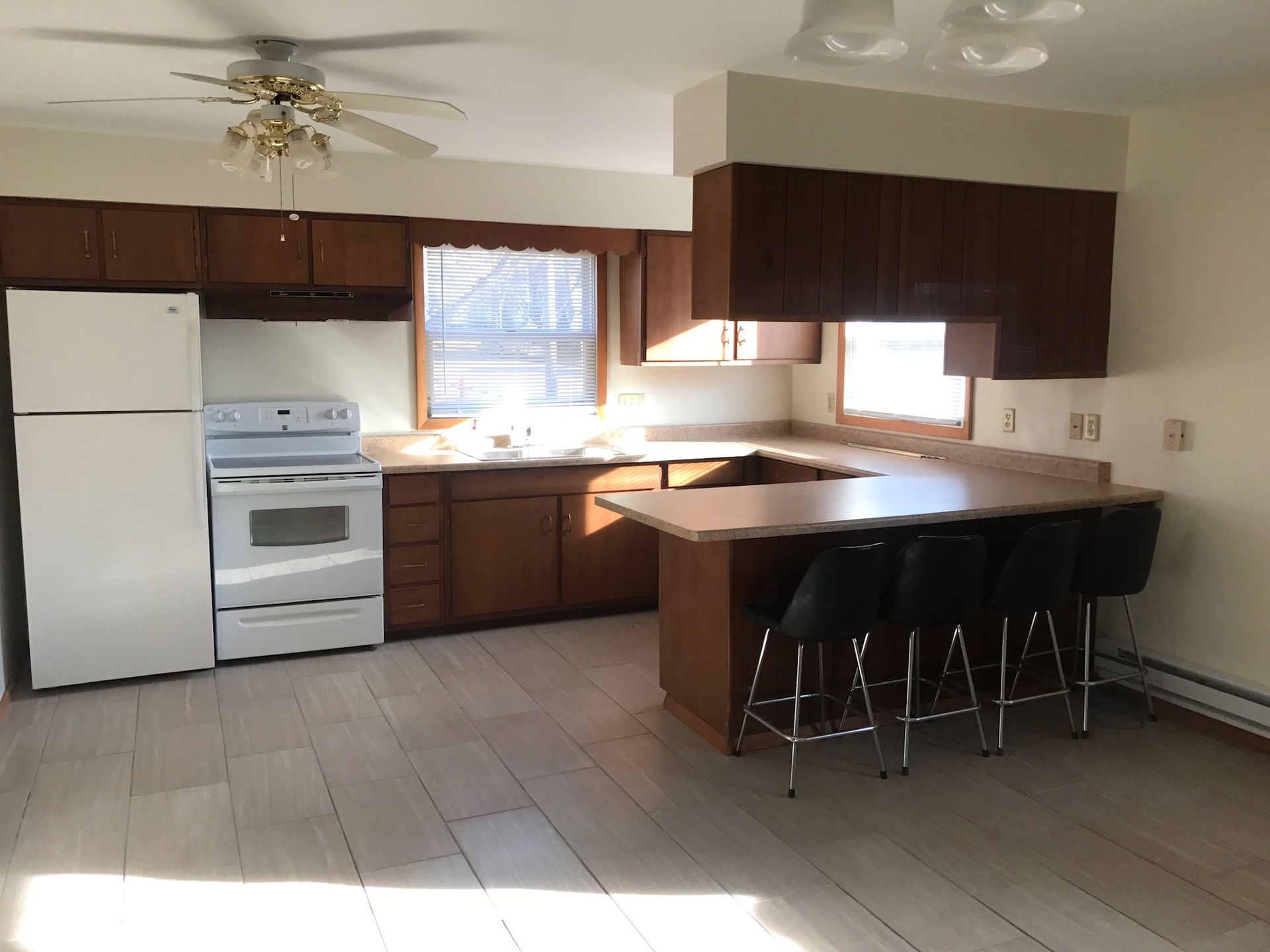 Home Halverson Apartments DeKalb IL