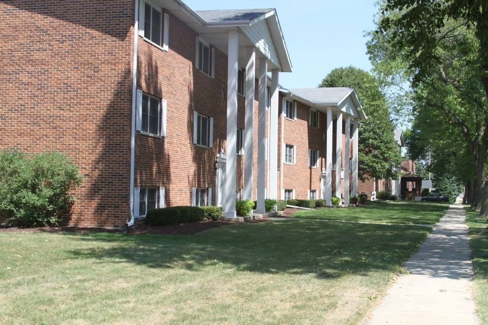 Home Halverson Apartments DeKalb IL