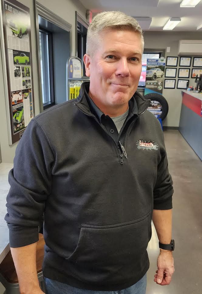 Our Team - Larry's Automotive Repair