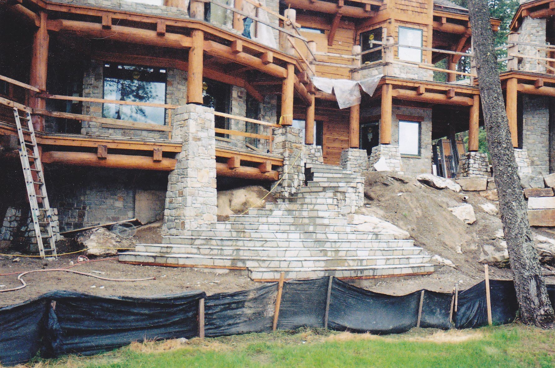 Gallery of Stunning Outdoor Structures and General Construction