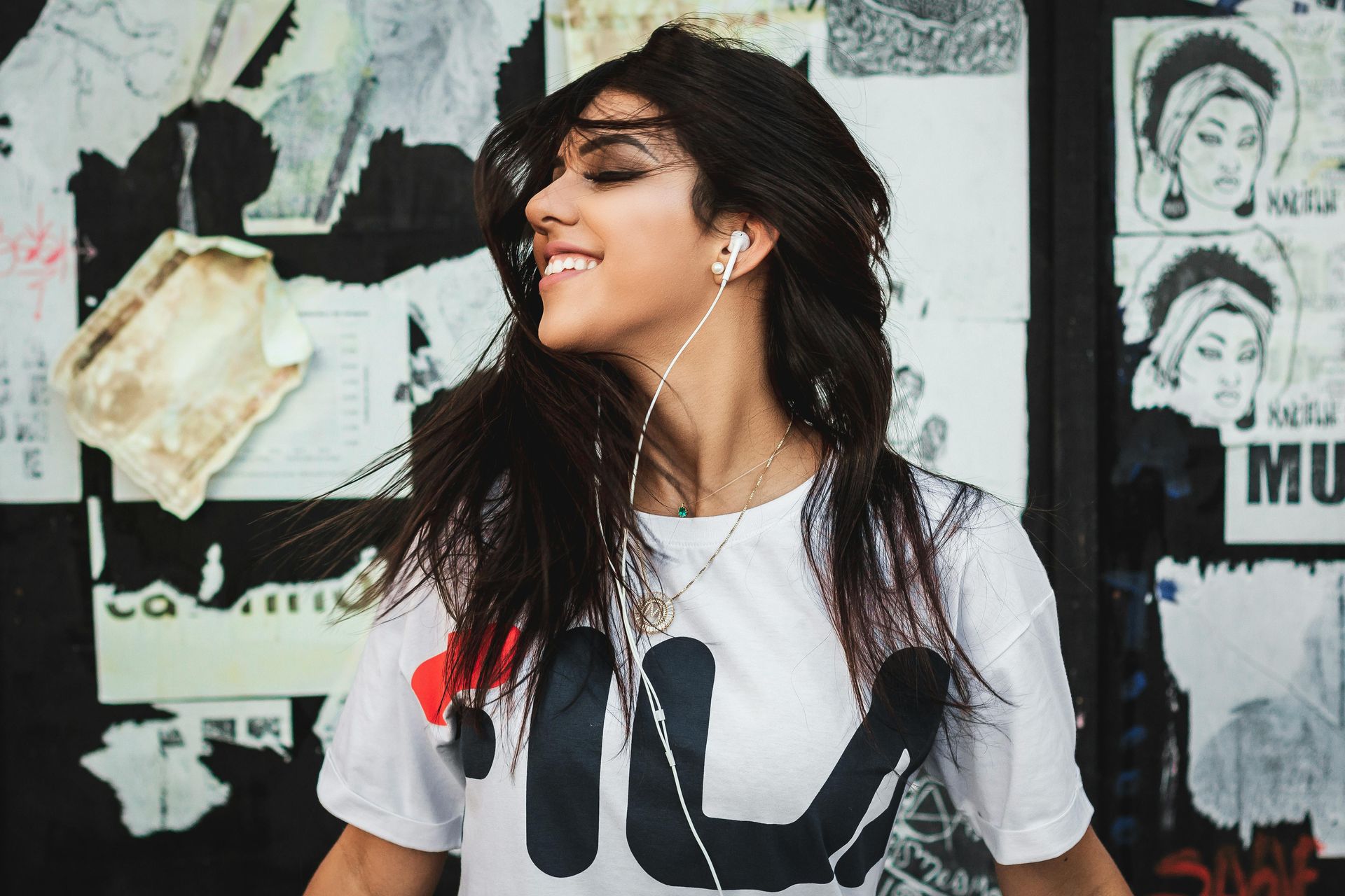Best Tips to Market Your Music in 2025