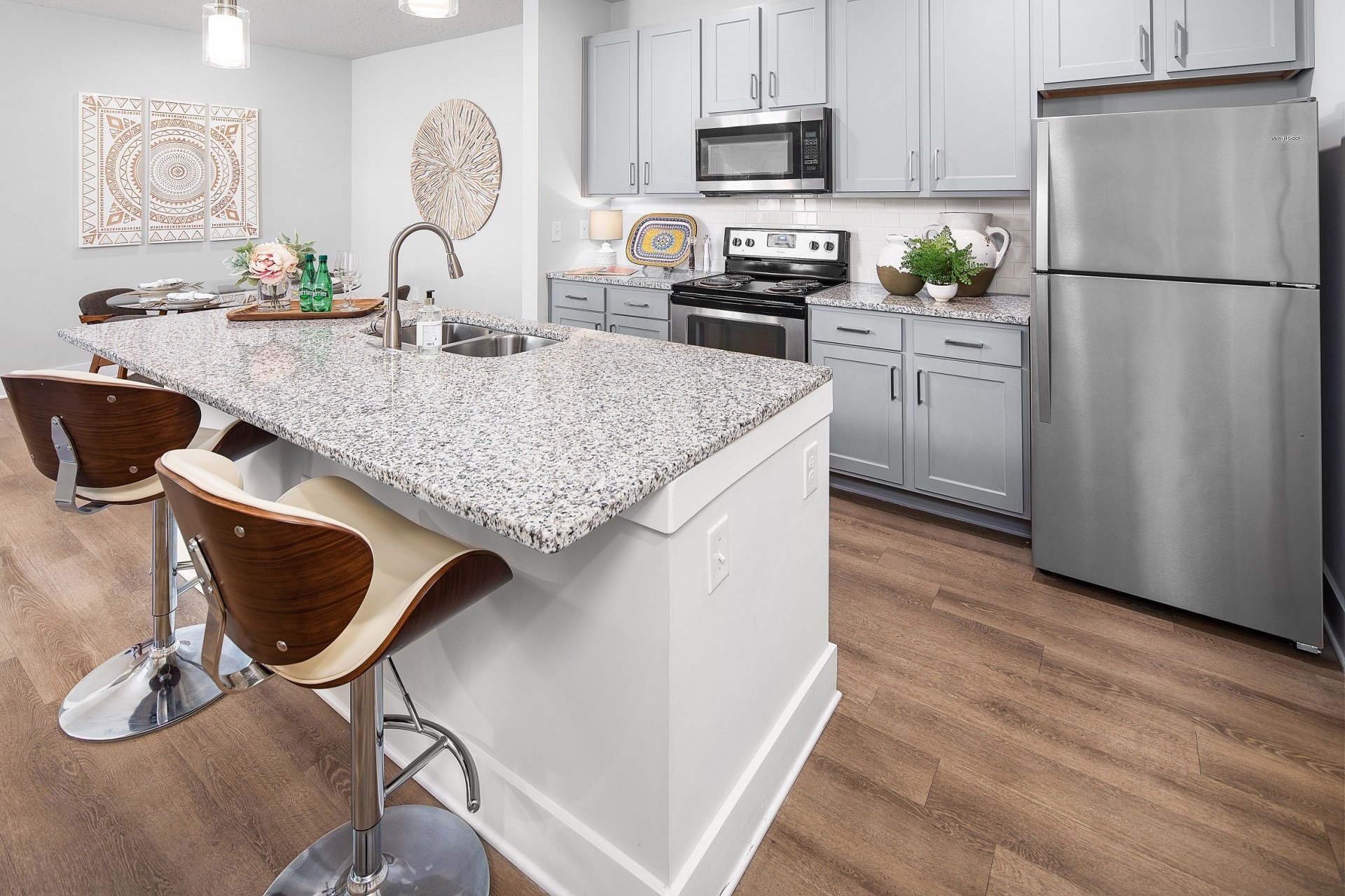 Gallery Apartment Complexes Near Charleston