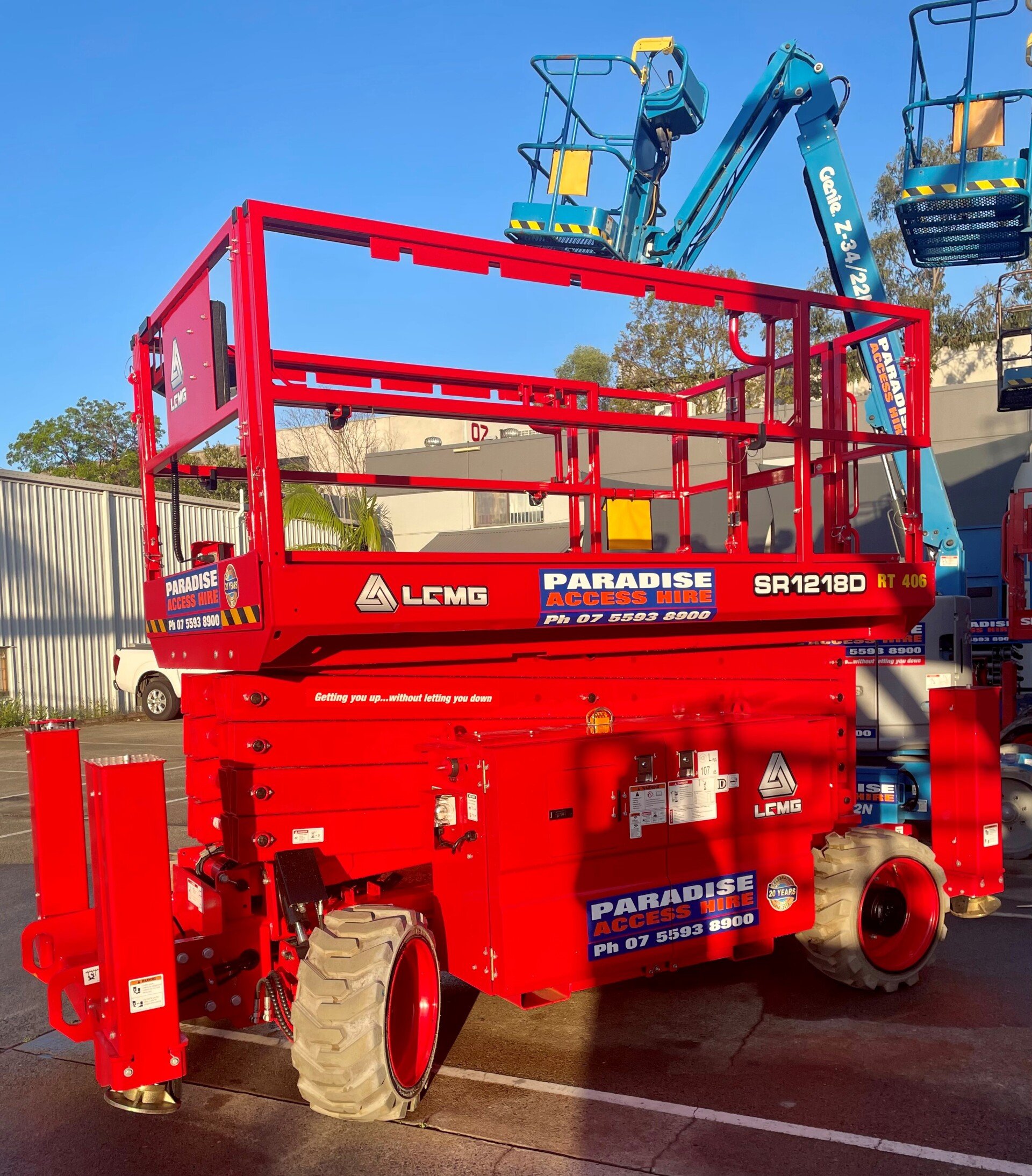 Scissor Lifts for Hire Gold Coast Paradise Tower Hire