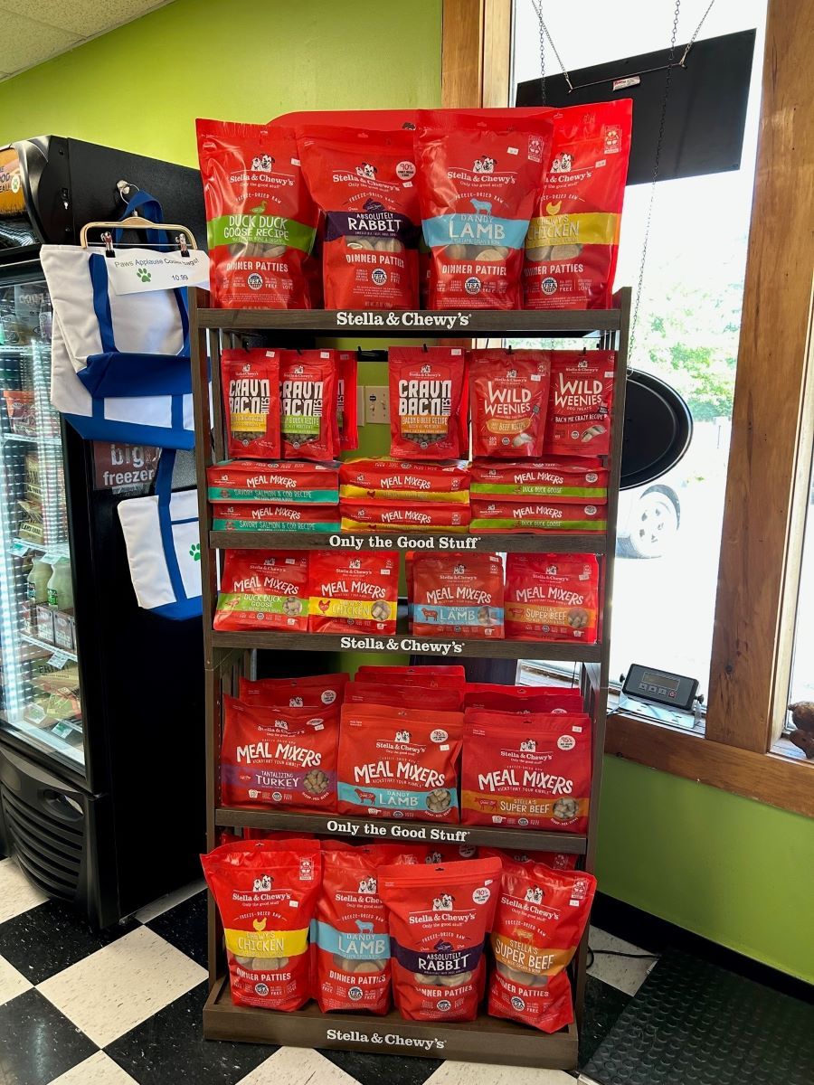 Paws Applause Pet Supply Store in Scarborough, Maine