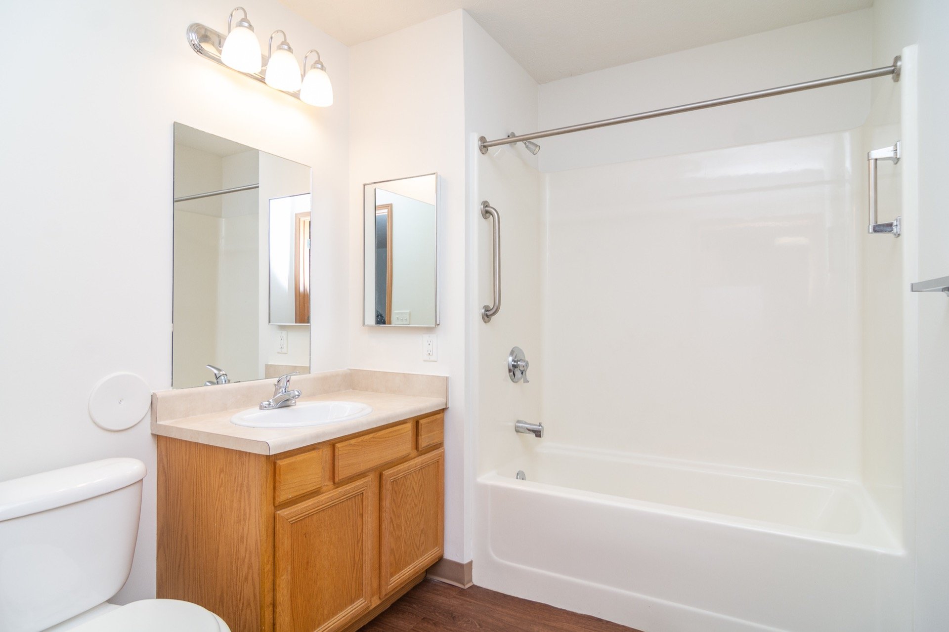 Meredith Manor Apartments