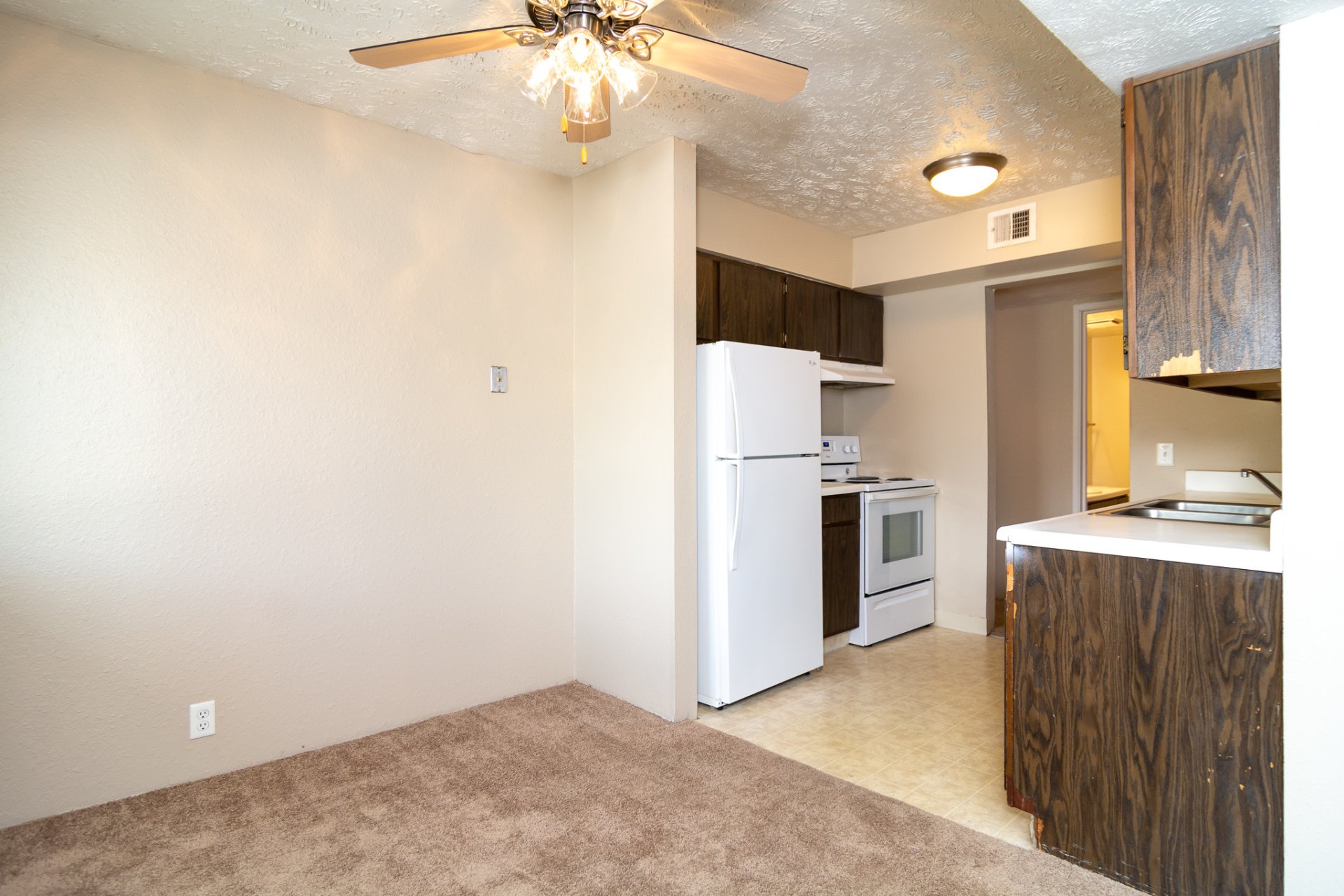 Cottonwood Apartments