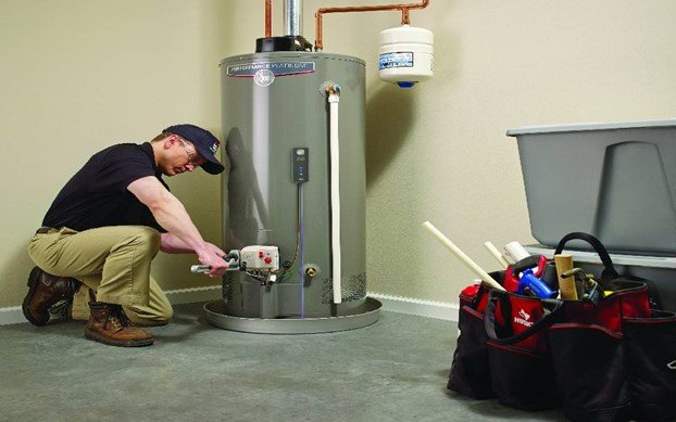 How to Handle Leaking Hot Water Tank