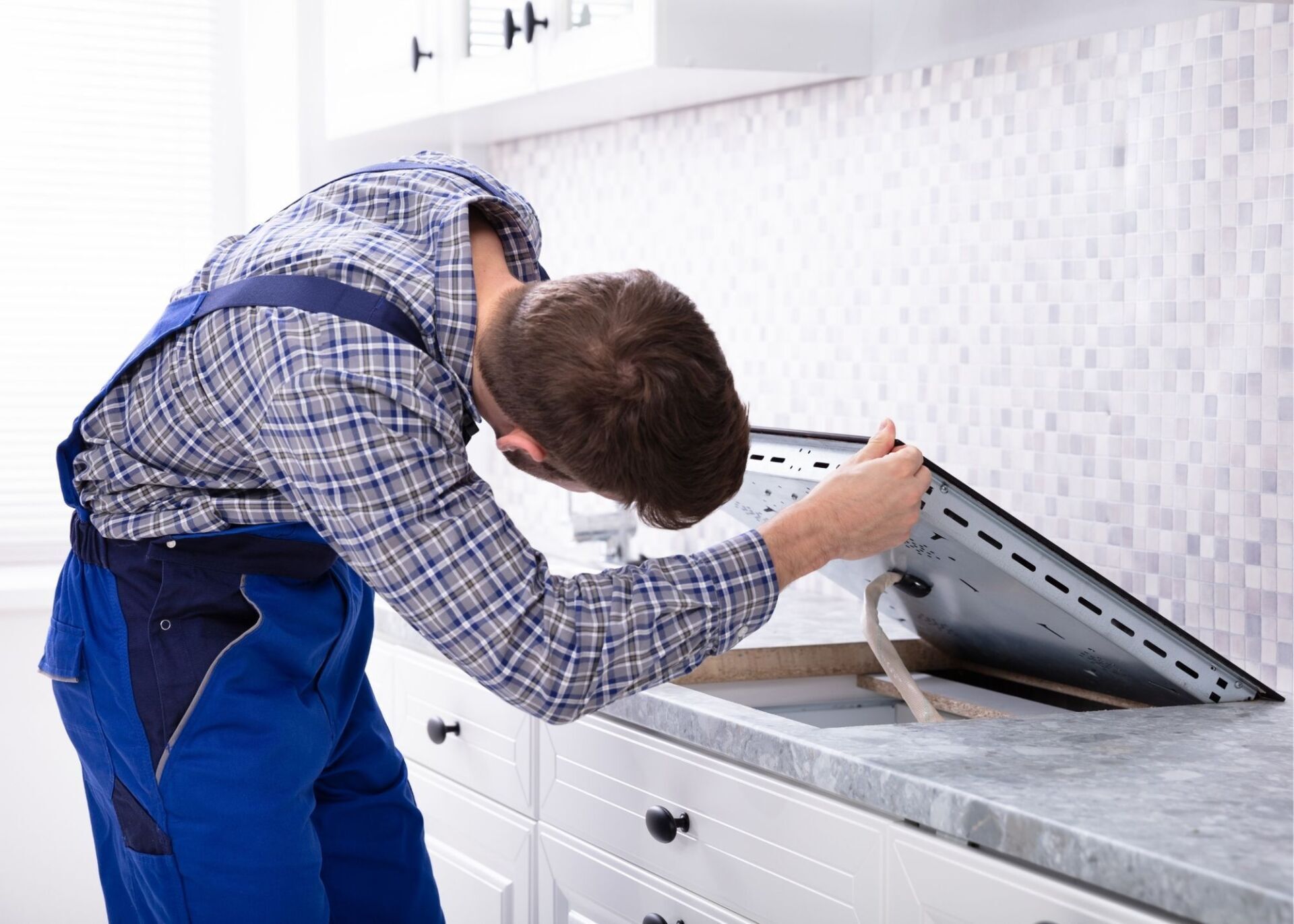 Handyman Services Repairs & Installs Vancouver BC