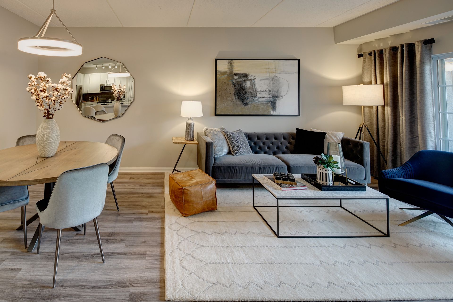 The Mil'Ton Luxury Apartments in Vernon Hills, IL